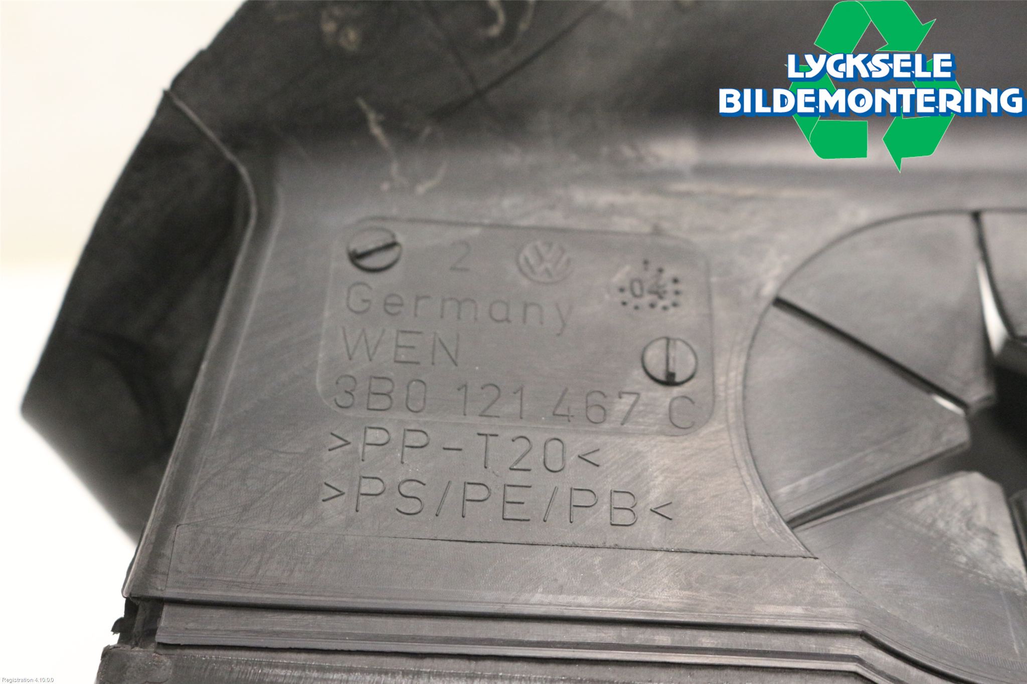 Volkswagen VW PASSAT 01-05 Deflektor Plåt-Plast Kylning