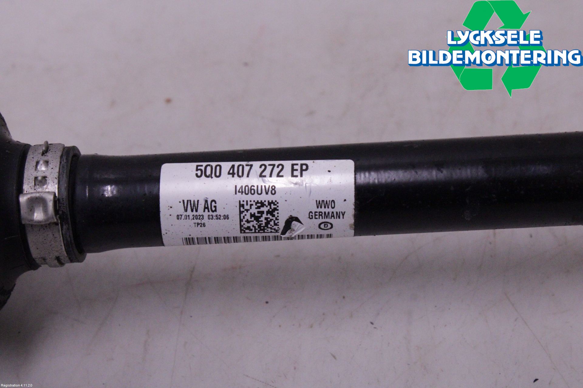 Volkswagen VW GOLF / E-GOLF VIII 20- Drivaxel Fram Höger