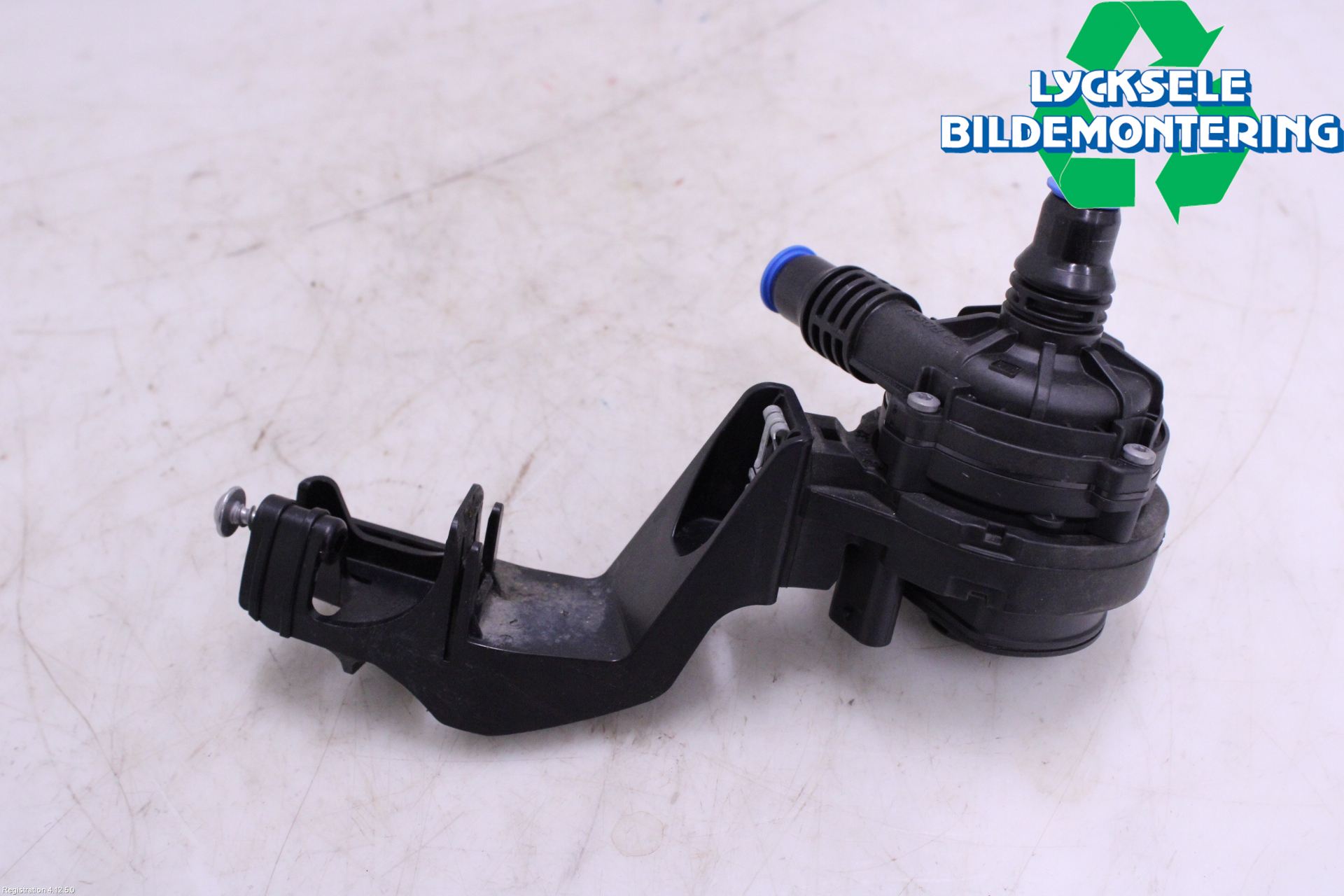 BMW 5 G30/G31/F90 17-23 Vattenpump