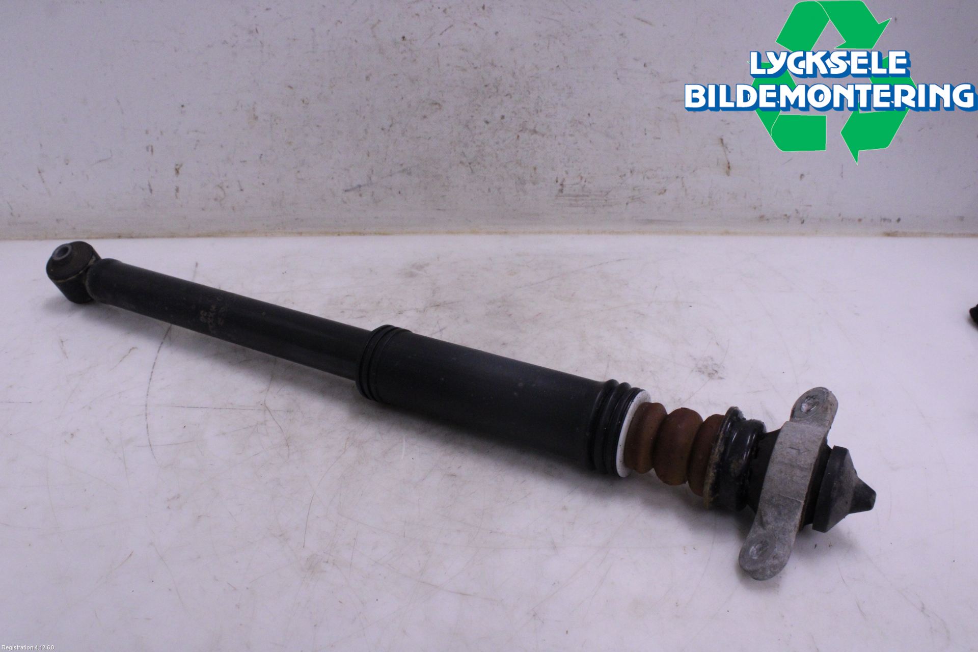 Kia STONIC 18->> Stötdämpare Bak