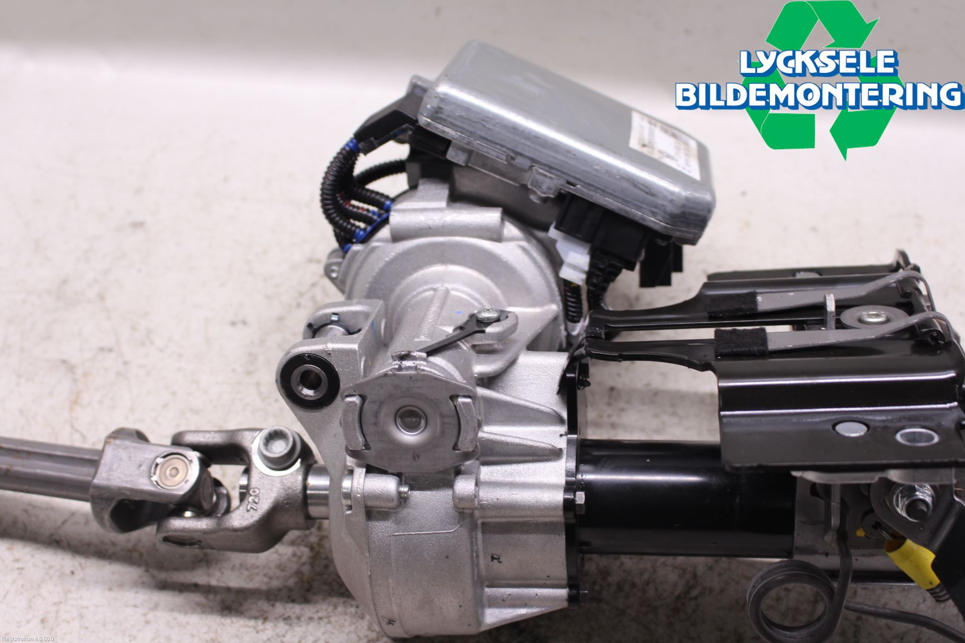 Skoda FABIA 15-21 Rattaxelagg Med Inb Servo