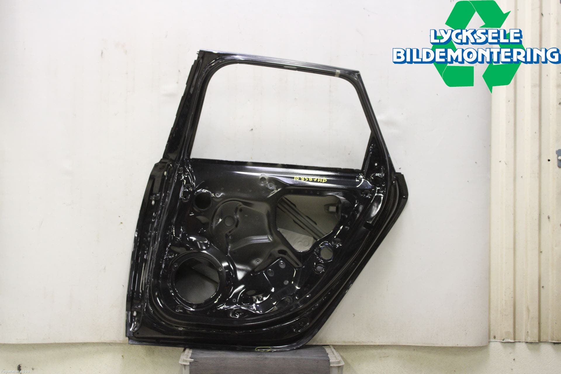 Audi A6 ALLROAD 12-18 Dörr Bak Höger