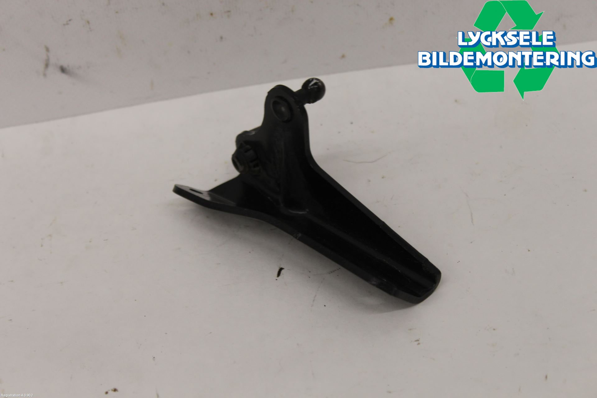 Toyota YARIS CROSS XP21 21- Gasfjäder Övrigt