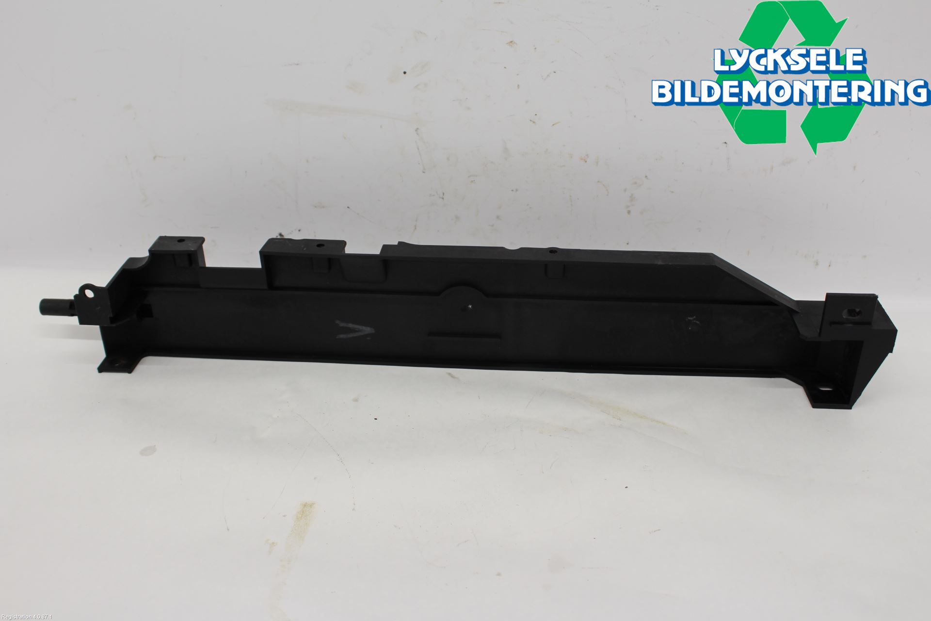 Landrover RANGE ROVER SPORT (L320) 10-13 Kylarfäste-Ram-Balk