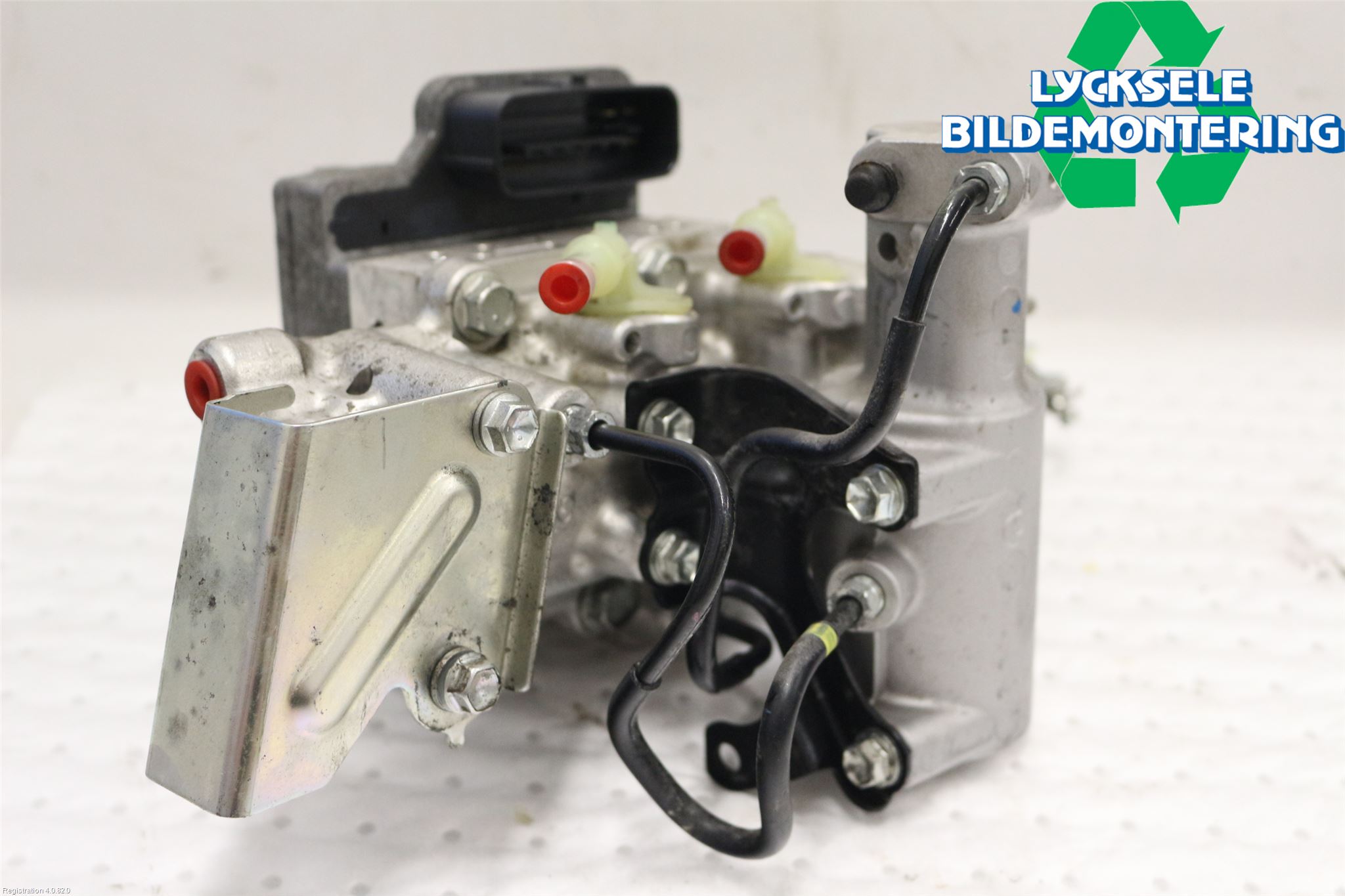 Toyota YARIS XP130 15-20 Abs Hydraulaggregat