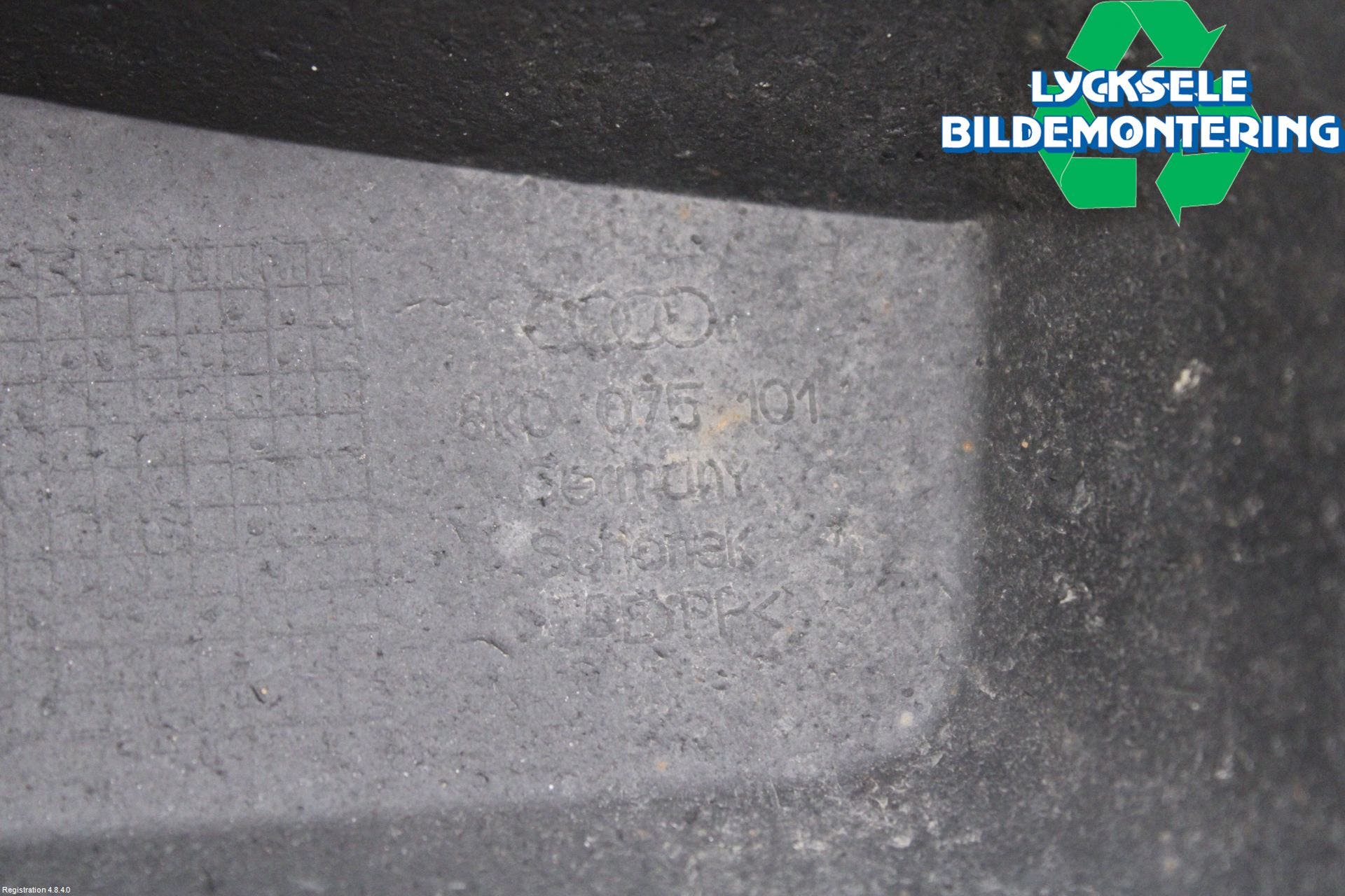 Audi A4 12-15 Stänkskydd