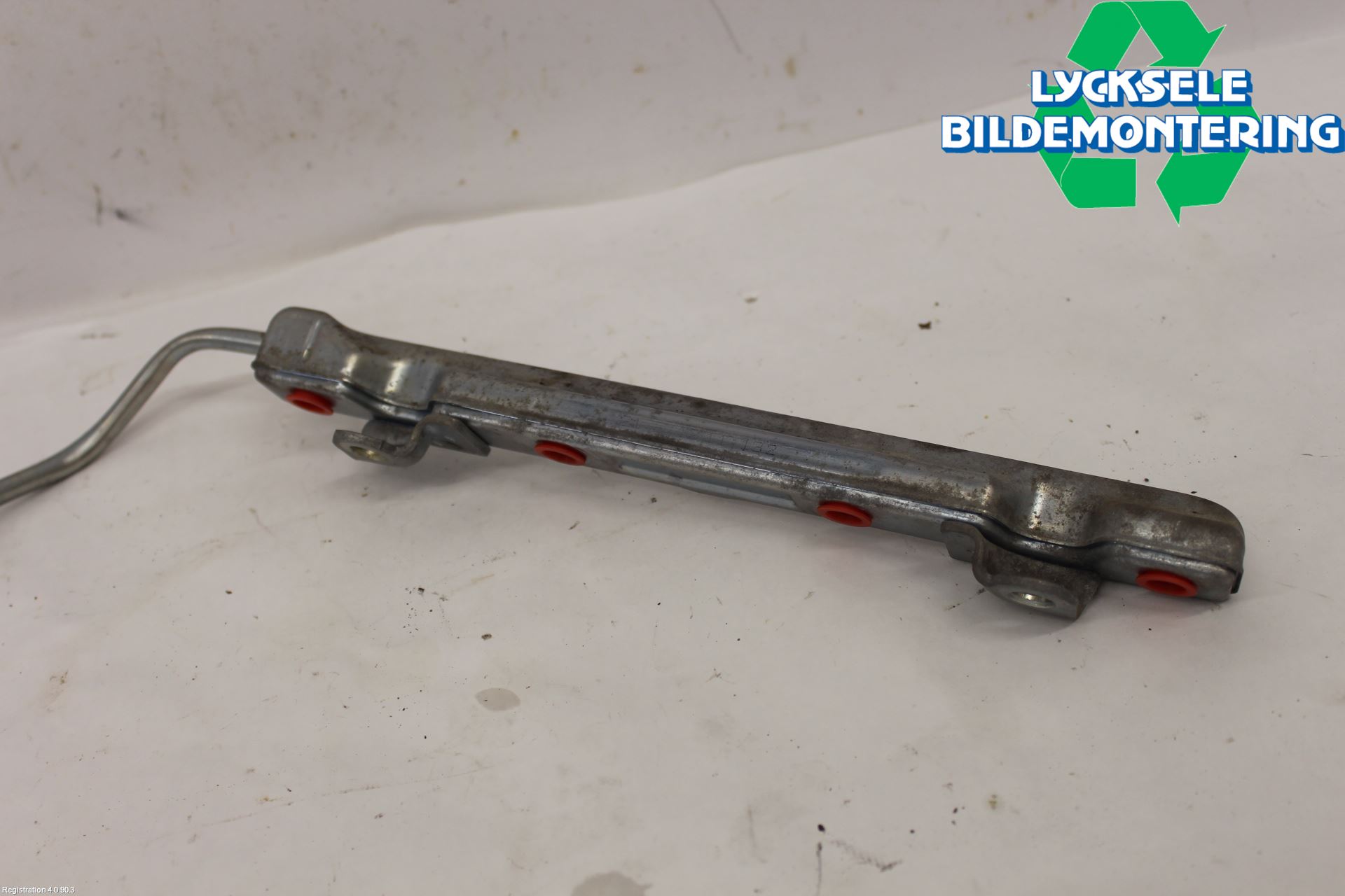 Toyota COROLLA 19- Injspridarrör