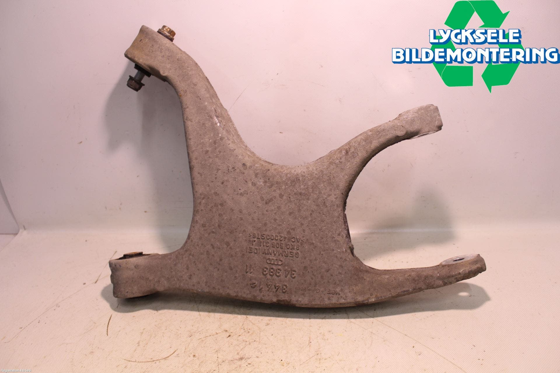 Audi A4 12-15 Bärarm Bak Vänster