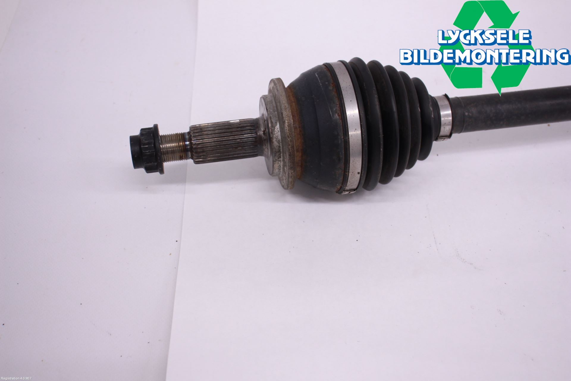 Toyota RAV4 19- Drivaxel Fram Höger