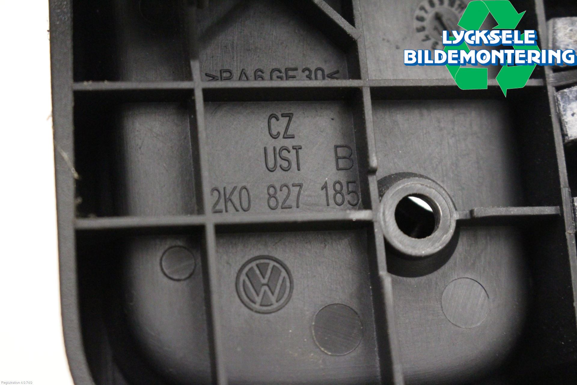 Volkswagen VW CADDY 11-15 Bakluckehandtag Inre