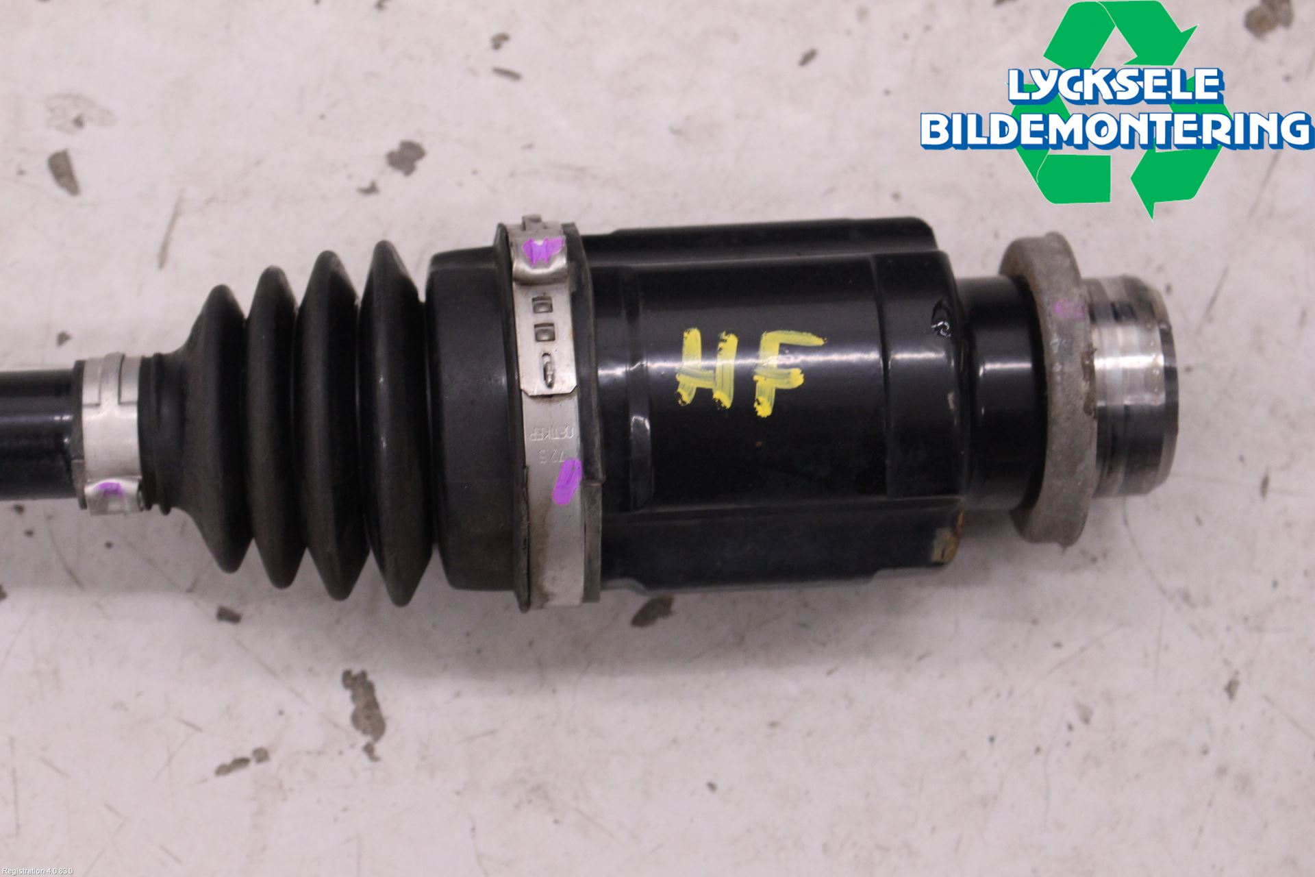 Suzuki SX4 S-CROSS 14-21 Drivaxel Fram Höger
