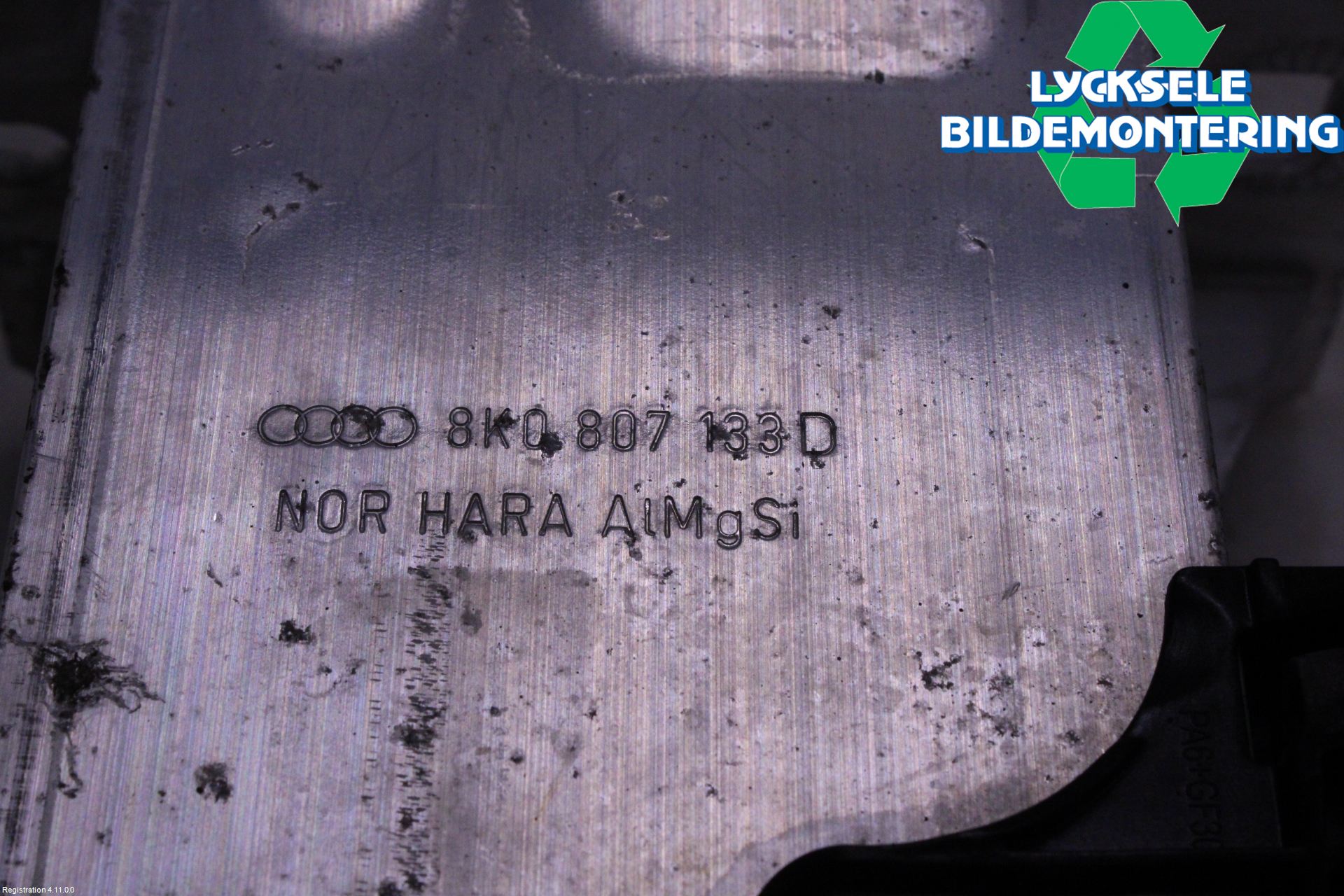 Audi A4 12-15 Stötfångarbärjärn Fram