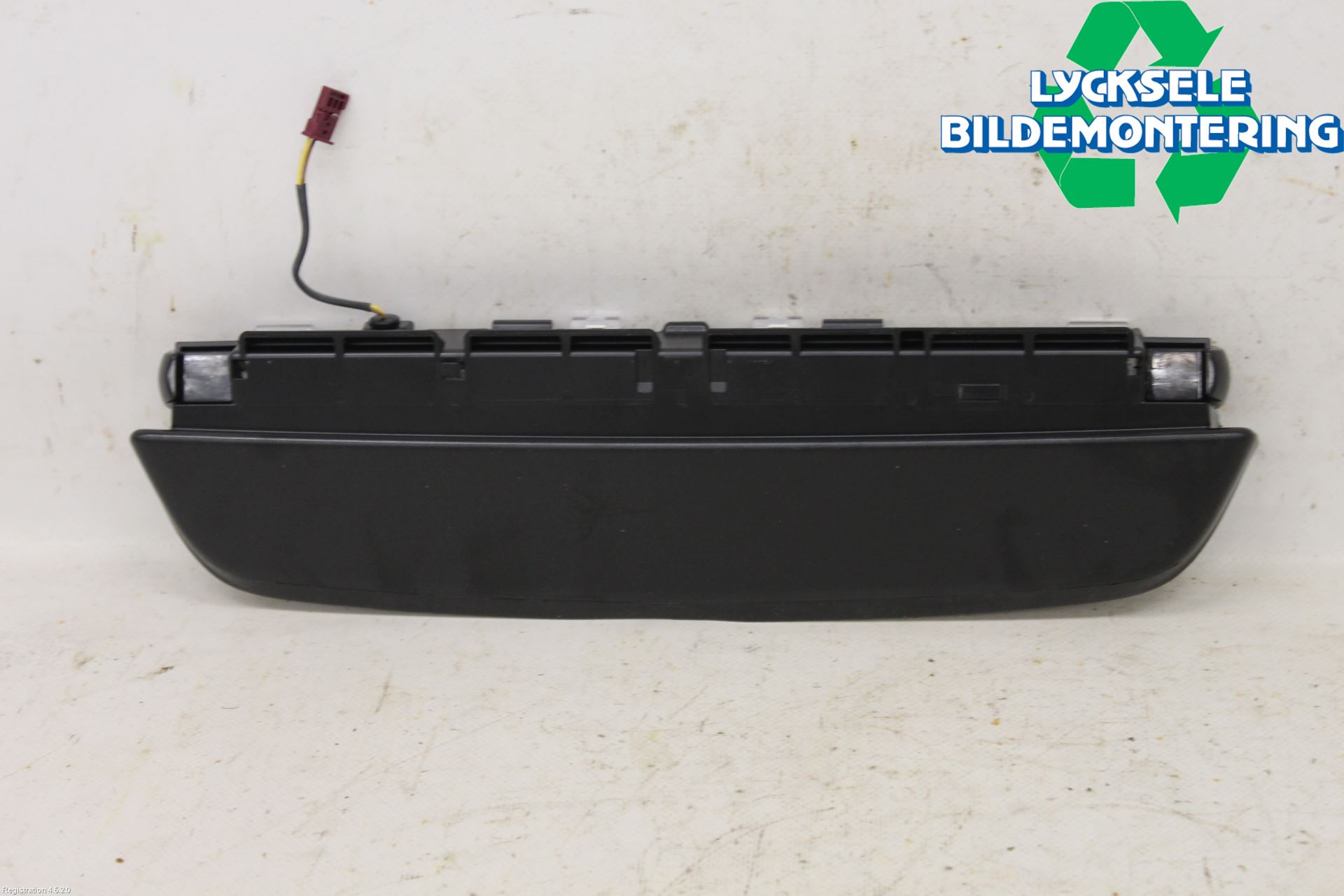 BMW 5 G30/G31/F90 17-23 Bromsljus Bakruta