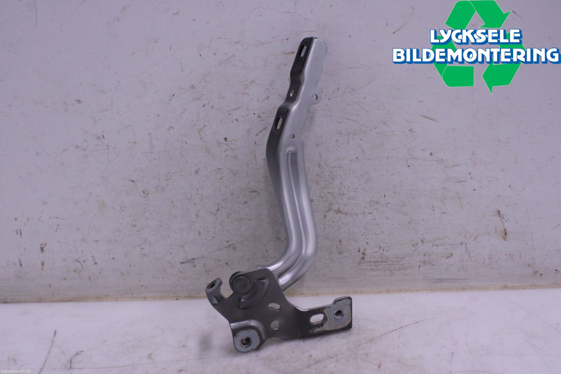 Ford KA+ 16-20 Huvgångjärn