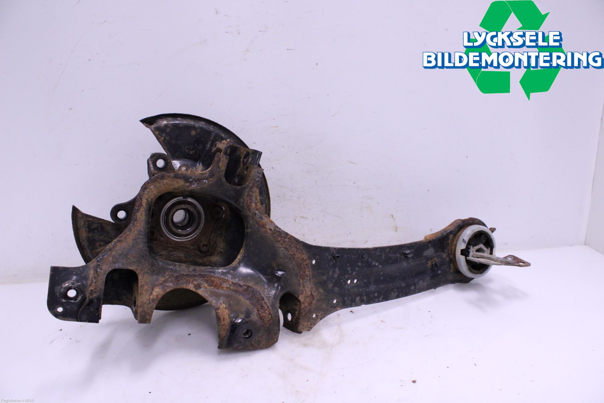 Volvo XC70 14-16 Hjullagerhus Bak Vä