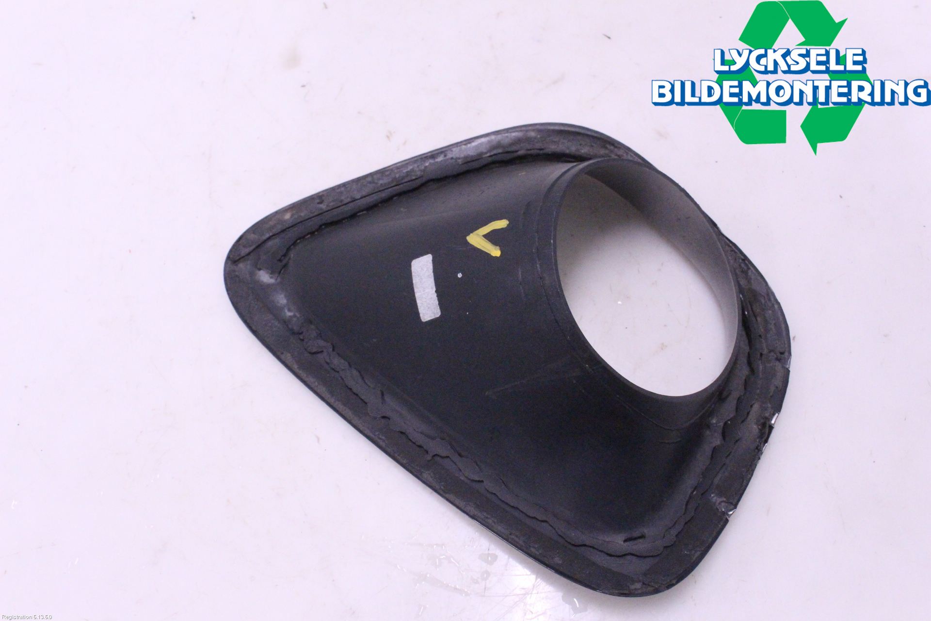 Dacia DUSTER 18-24 Dimljussarg Fram