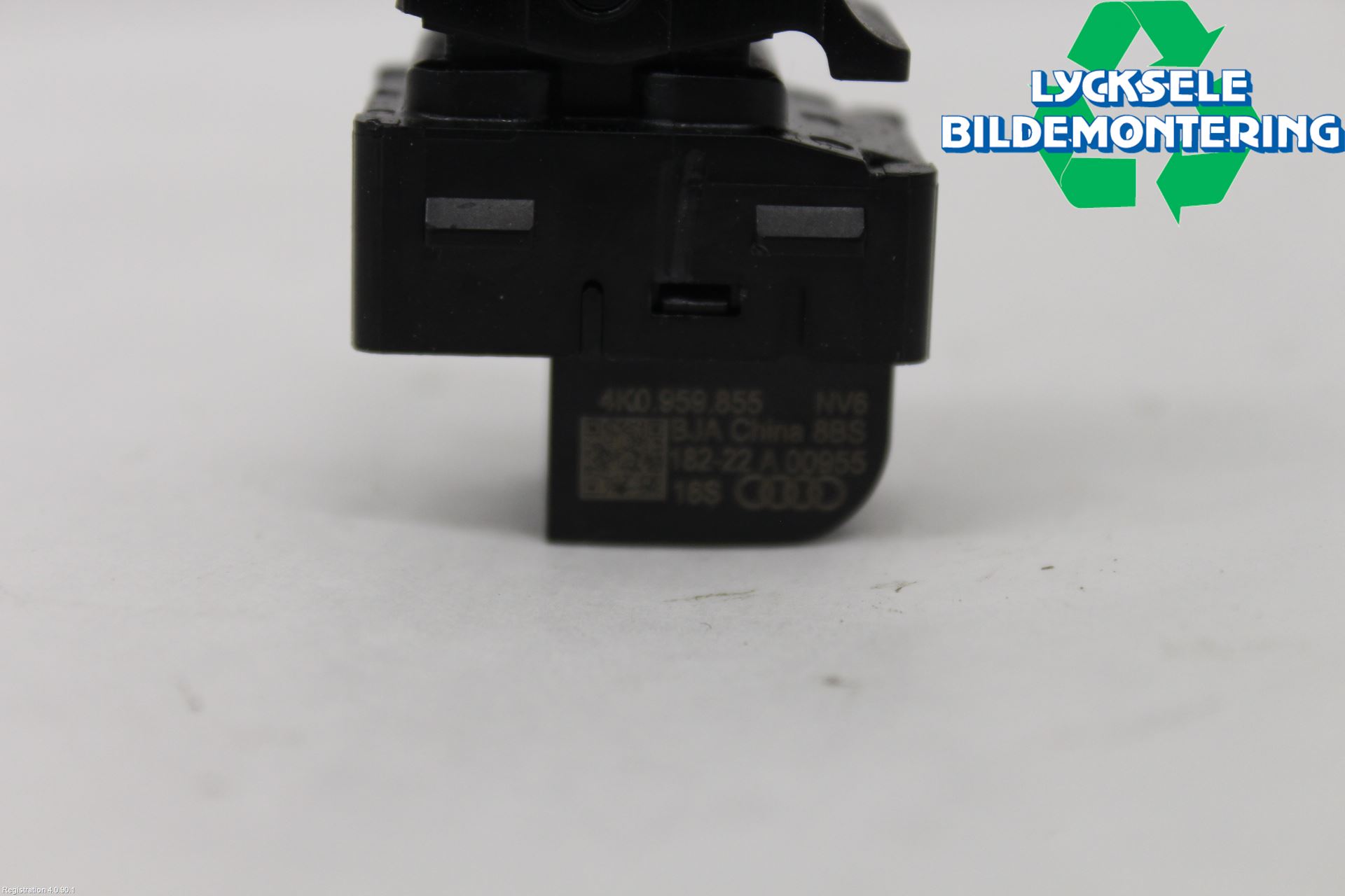 Audi A6 F2/C8 19- Strömställare Elhiss