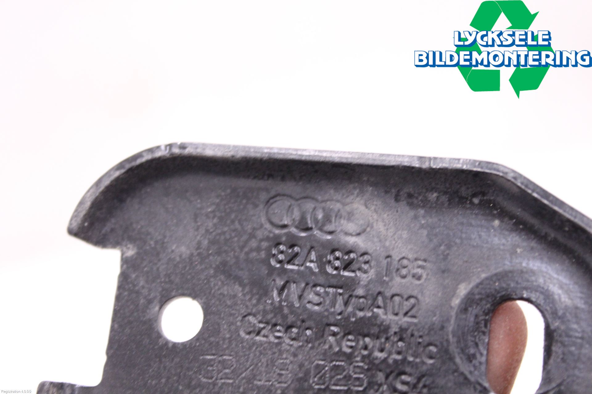 Audi A1 19- Huv Spärr