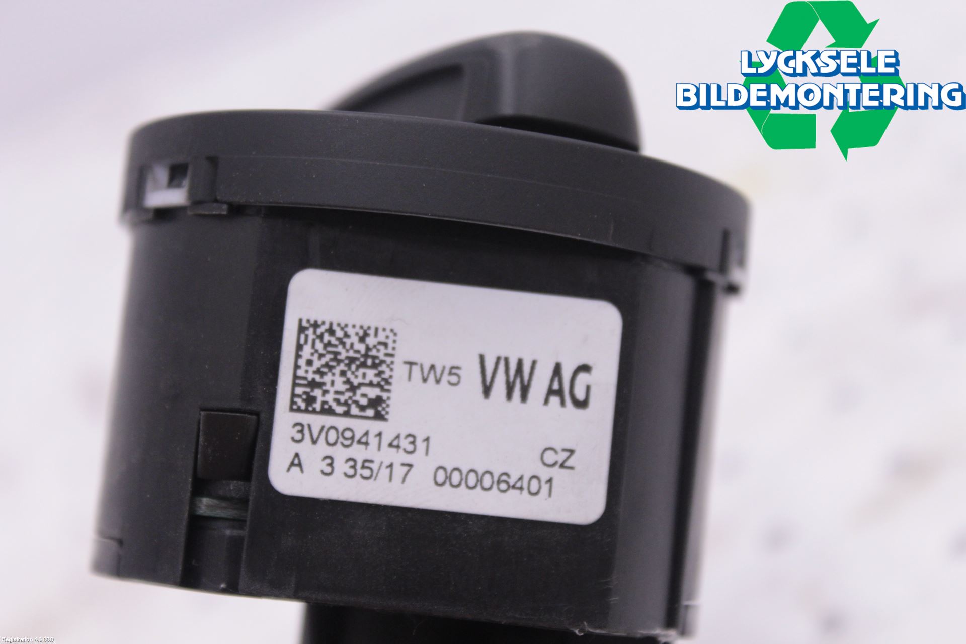 Skoda SUPERB 16-24 Strömställare Ljus