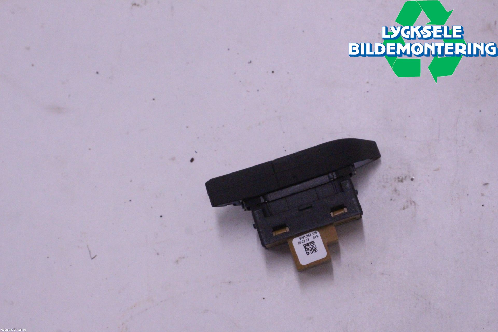 Audi A4/S4 B9 20- Strömställare Centrallås