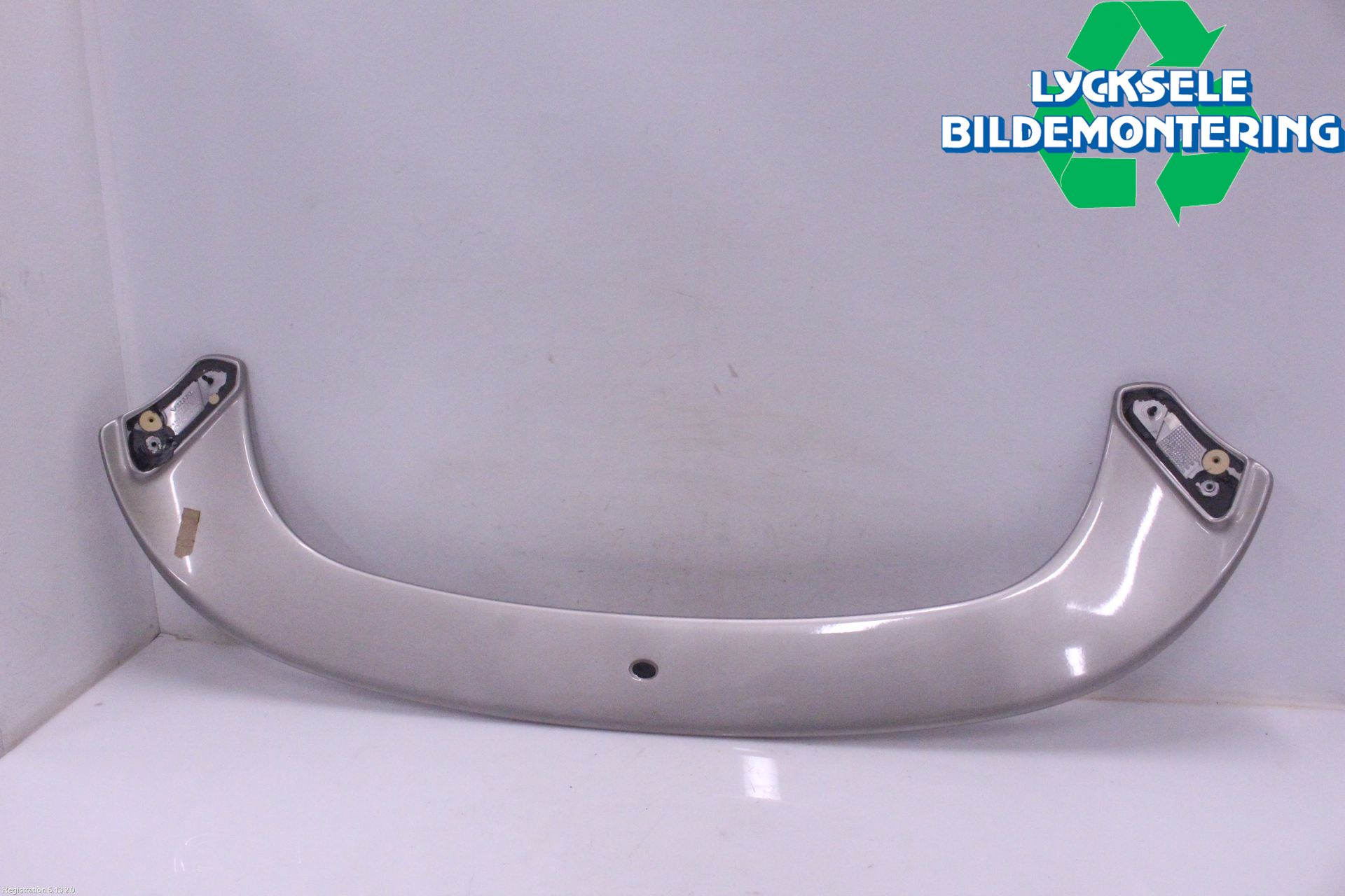 Volvo XC70 08-13 Spoiler Baklucka