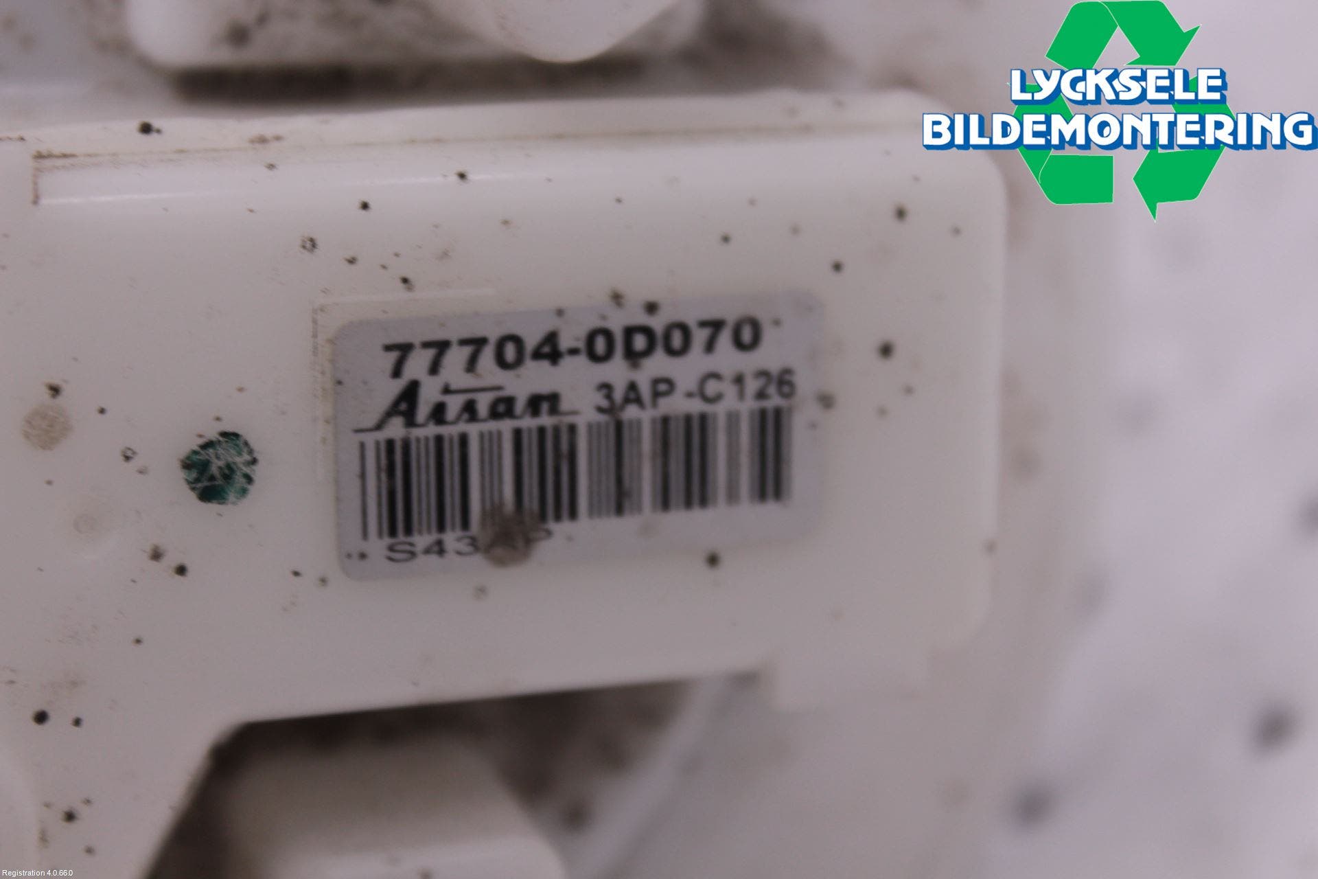 Toyota YARIS XP130 12-14 Bränslepump El