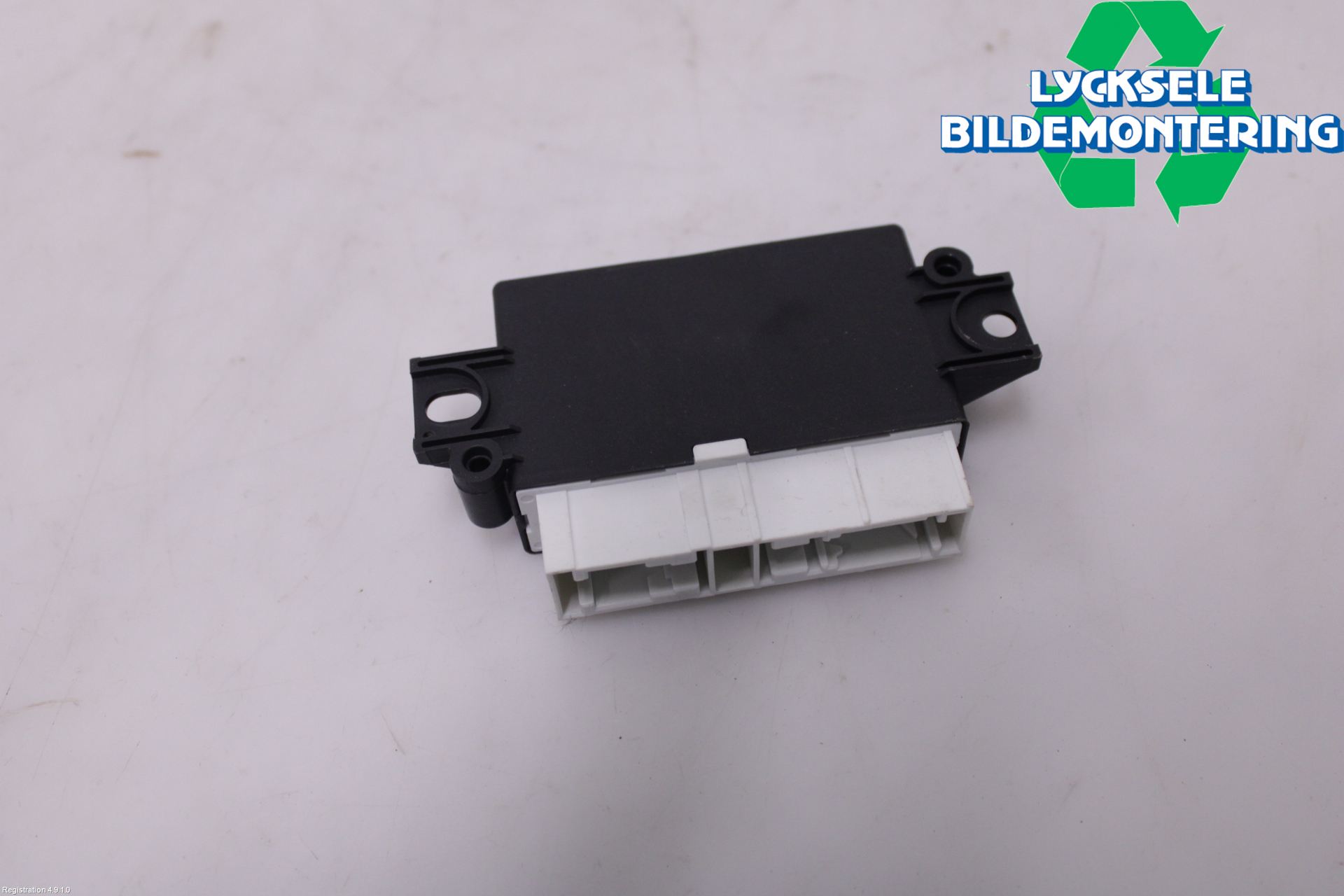 Audi Q3 F3 19- Styrenhet Parkeringshjälp