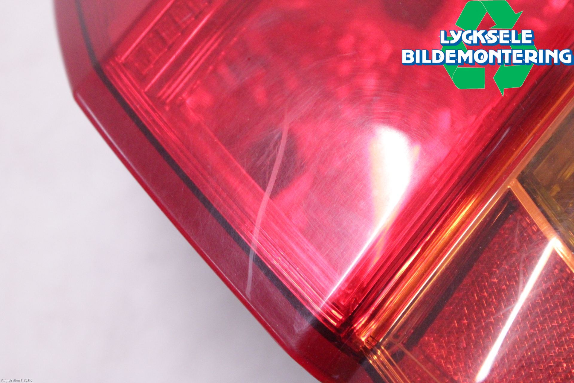 Subaru LEGACY    04-06 Bakljus Höger