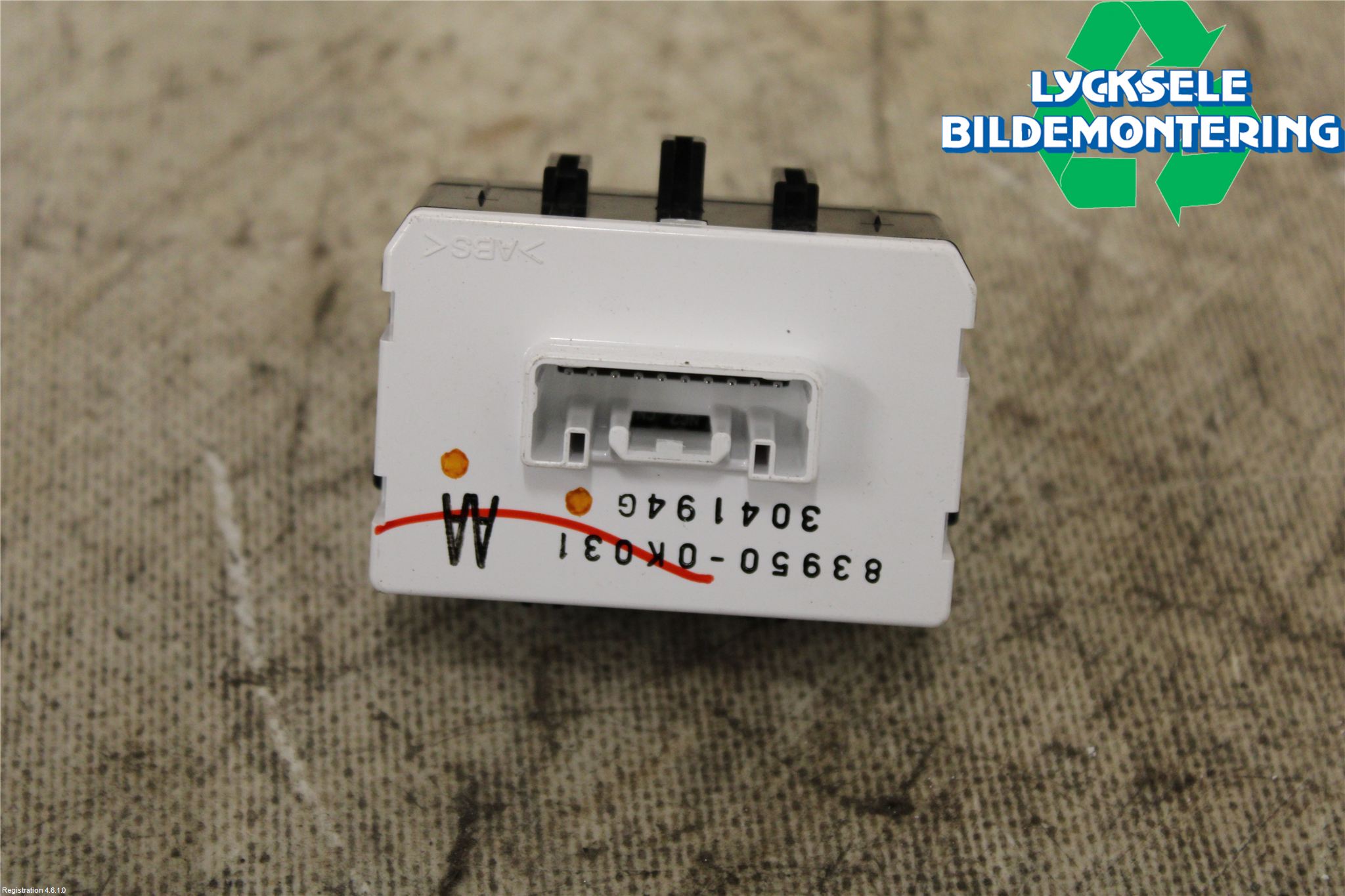 Toyota HILUX 16- Kontrolldisplay