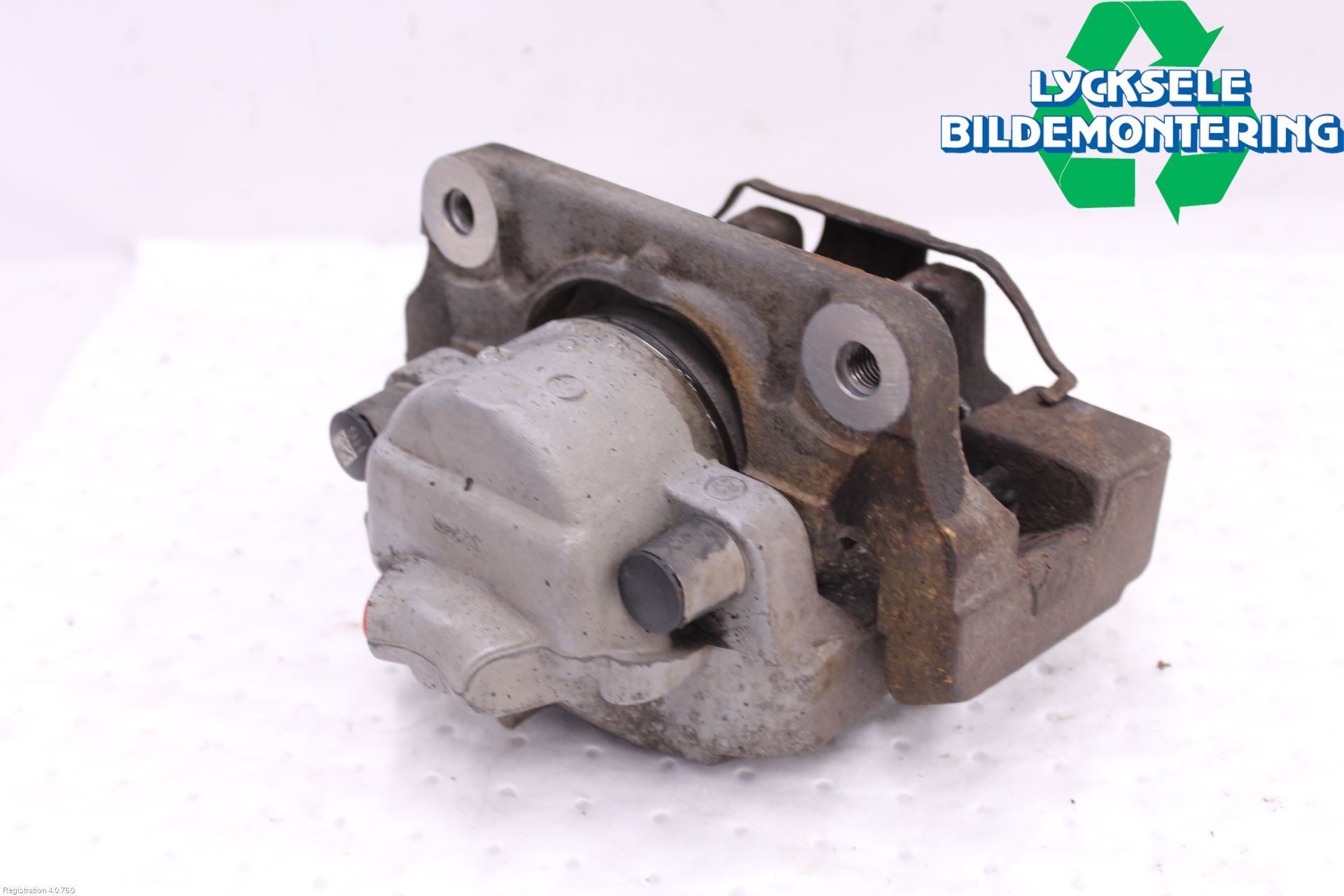 BMW 5 F10/F11/F18 09-17 Bromsok Fram Höger