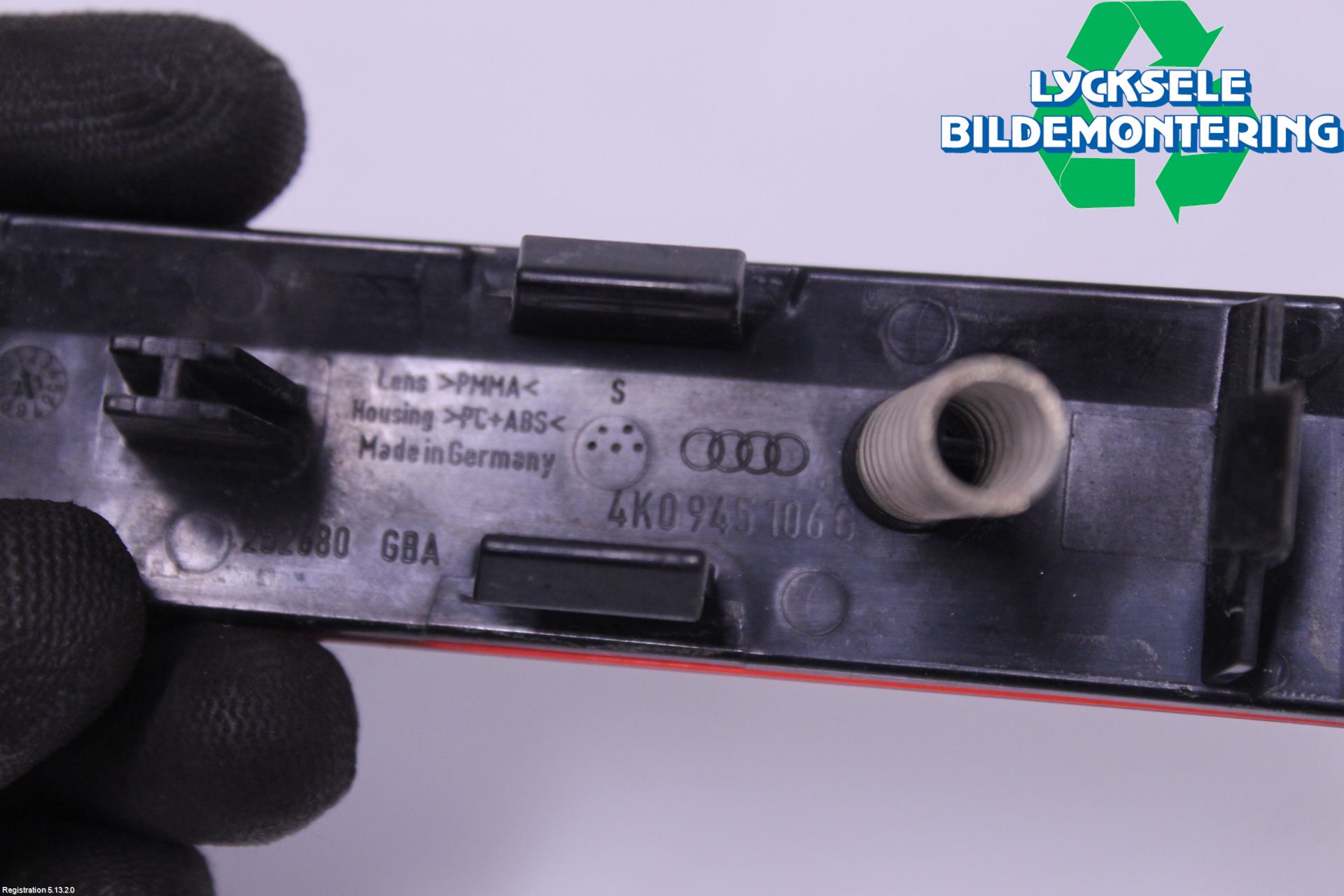 Audi A6 F2/C8 19- Dimljus/Reflex Bak
