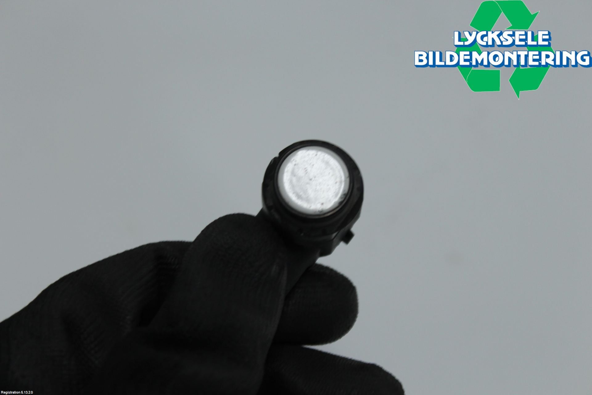Volkswagen VW PASSAT 11-14 Parkeringshjälp Frontsensor