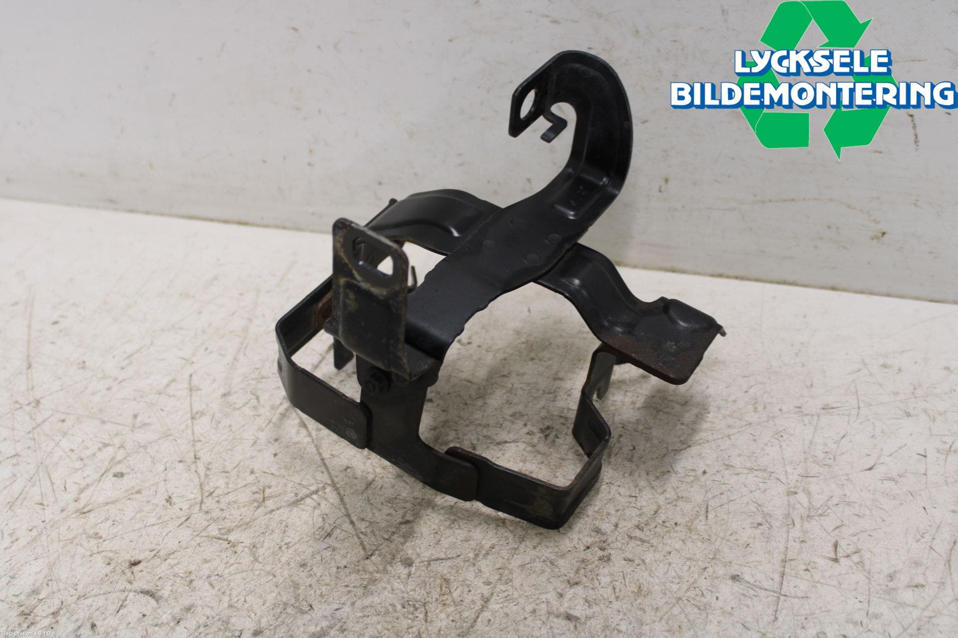 Volvo XC60 14-17 Styrservopumpsfäste