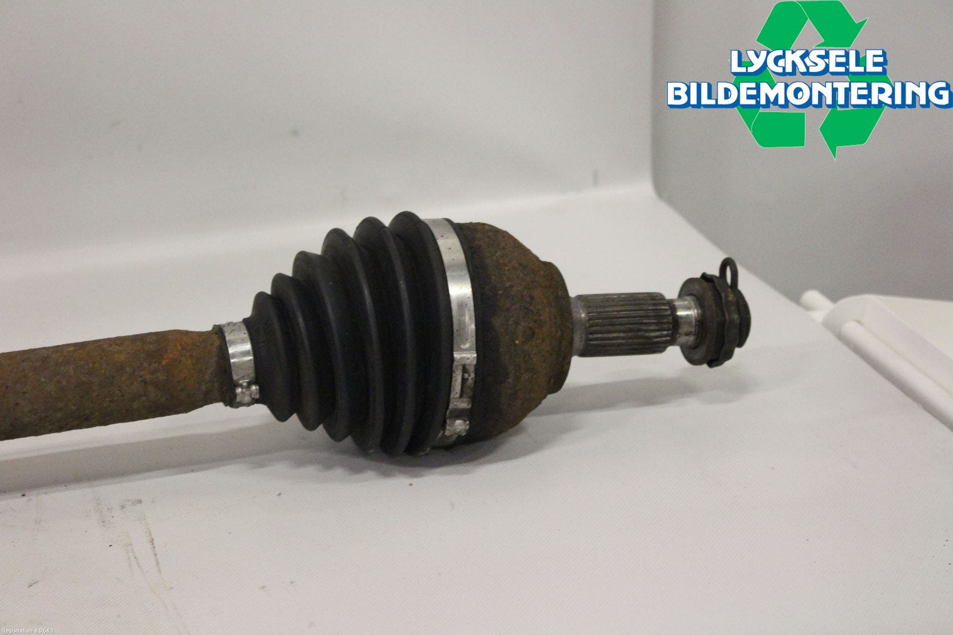 Citroen C5 08-17 Drivaxel Fram Höger