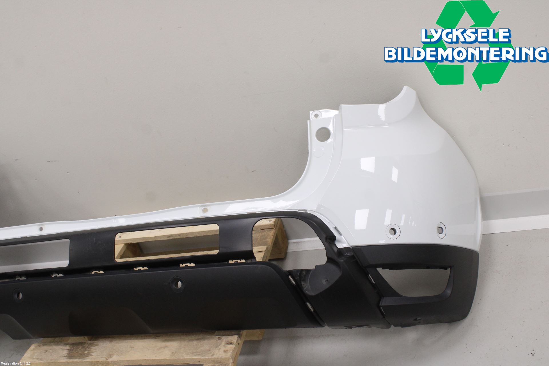 Dacia DUSTER 18-24 Stötfångarbeklädnad Bak