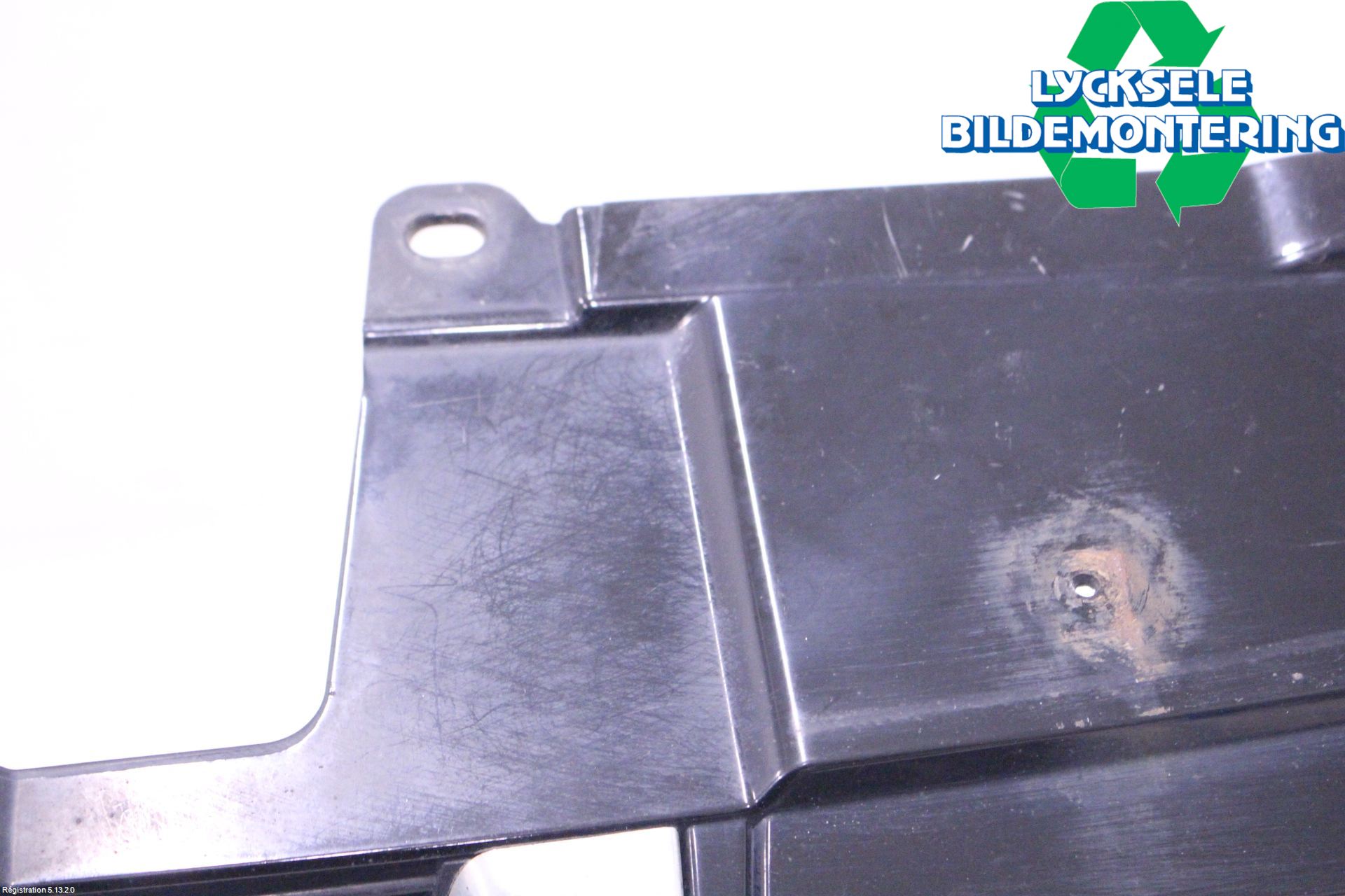 Nissan QASHQAI+2  10-14 Grill Komp