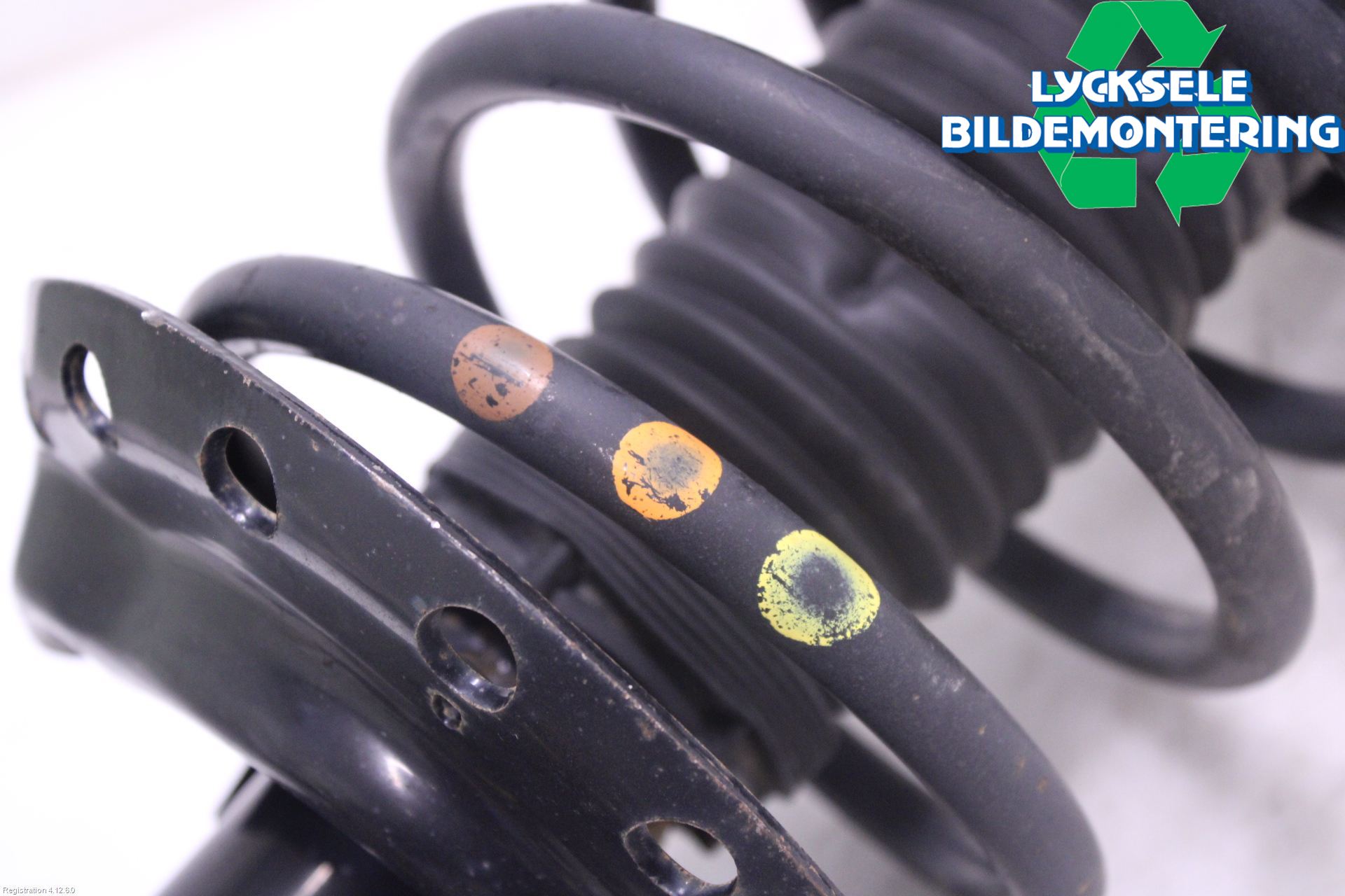 Volvo XC70 08-13 Fjäderben Fram Vänster