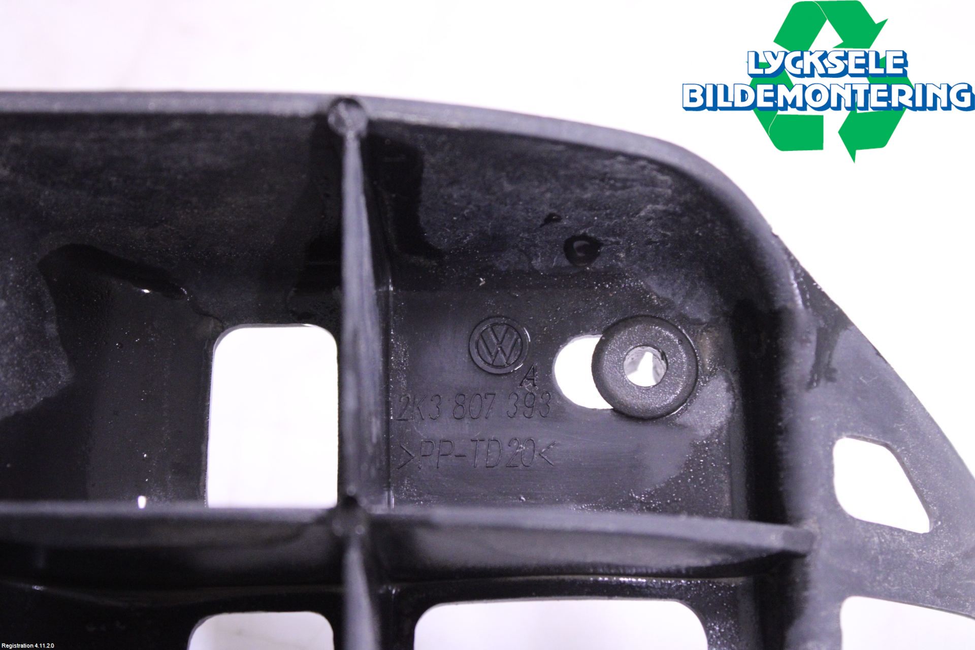 Volkswagen VW CADDY 11-15 Stötfångarfäste Bak Vä