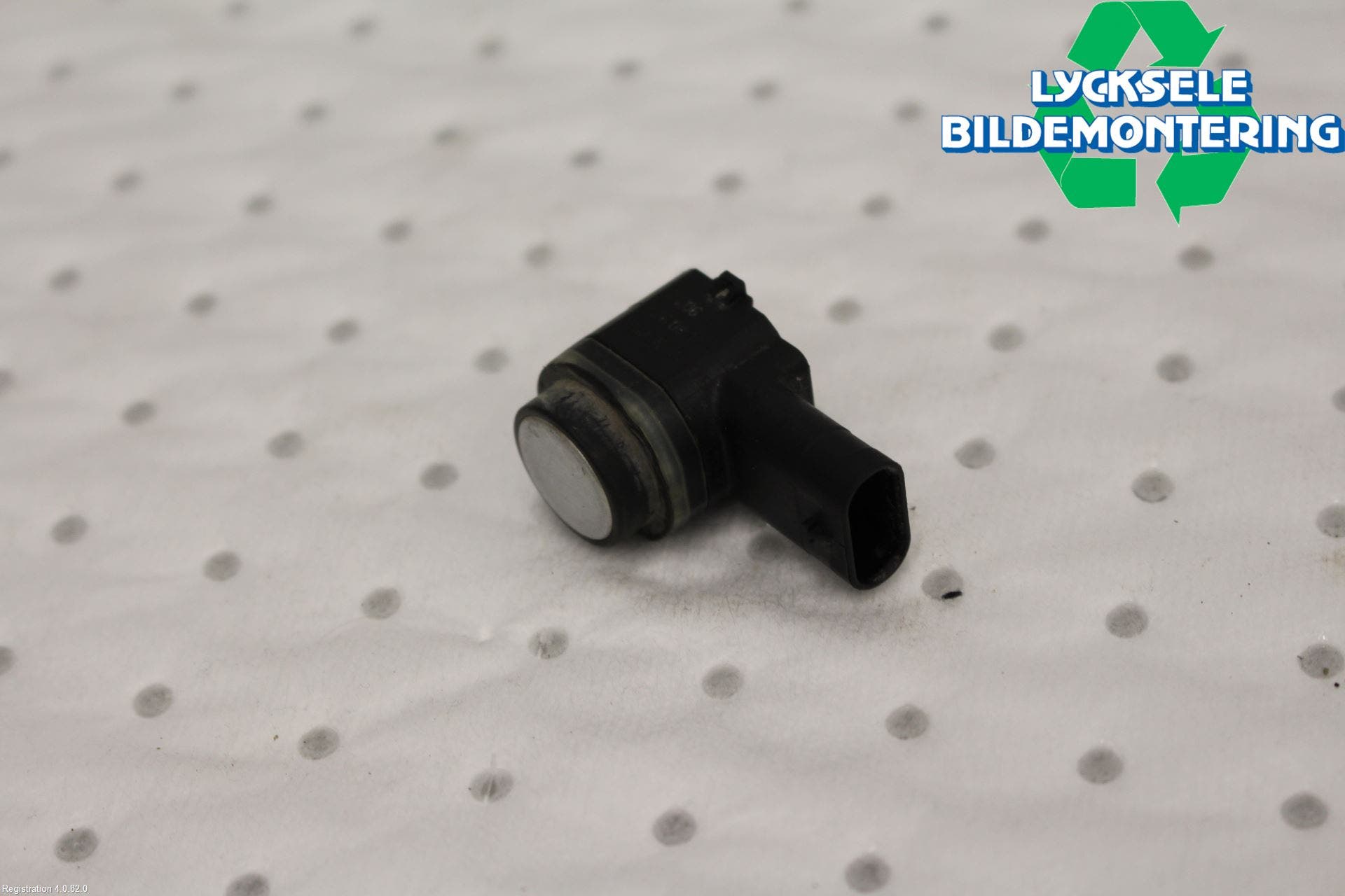 Volkswagen VW PASSAT 11-14 Parkeringshjälp Frontsensor