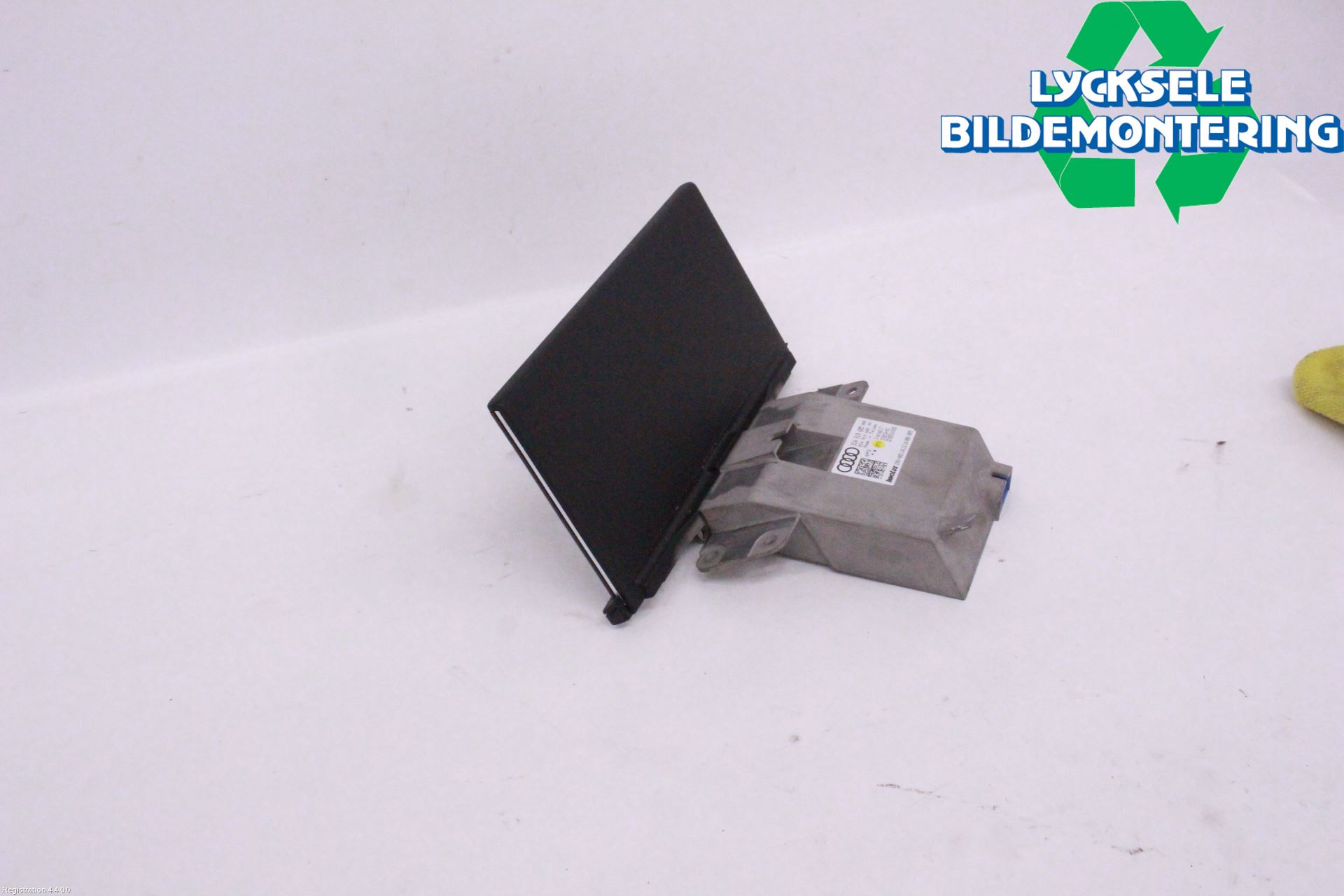 Audi Q2/SQ2 17- Bildskärm