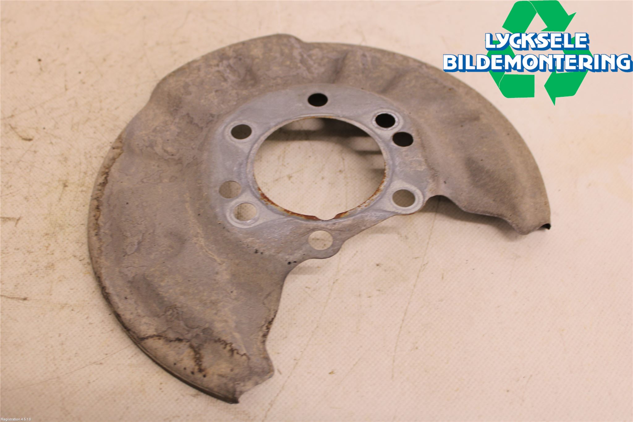 Suzuki VITARA 15- Bromssköld Bak