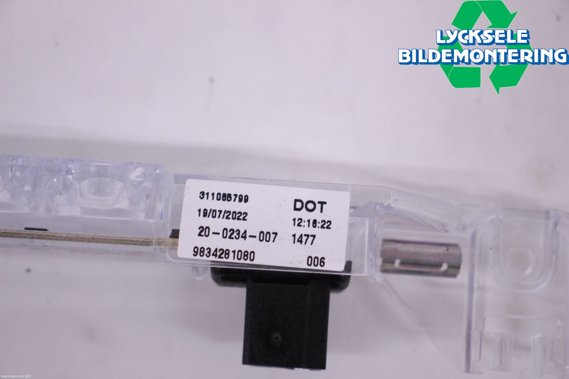 Citroen C4/E-C4 C4X/E-C4X III 21- Bromsljus Bakruta