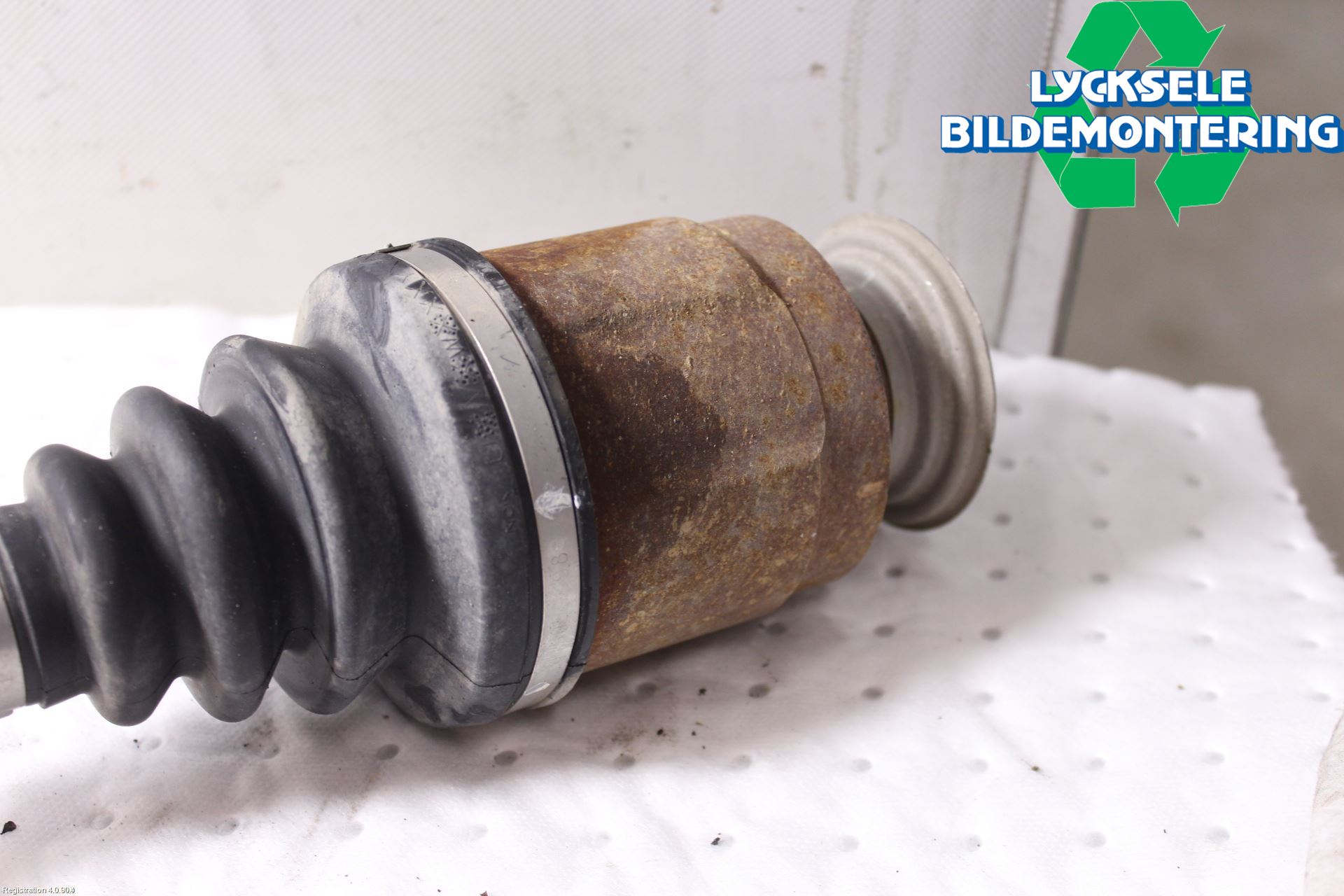 Honda CR-V 13-18 Drivaxel Fram Höger