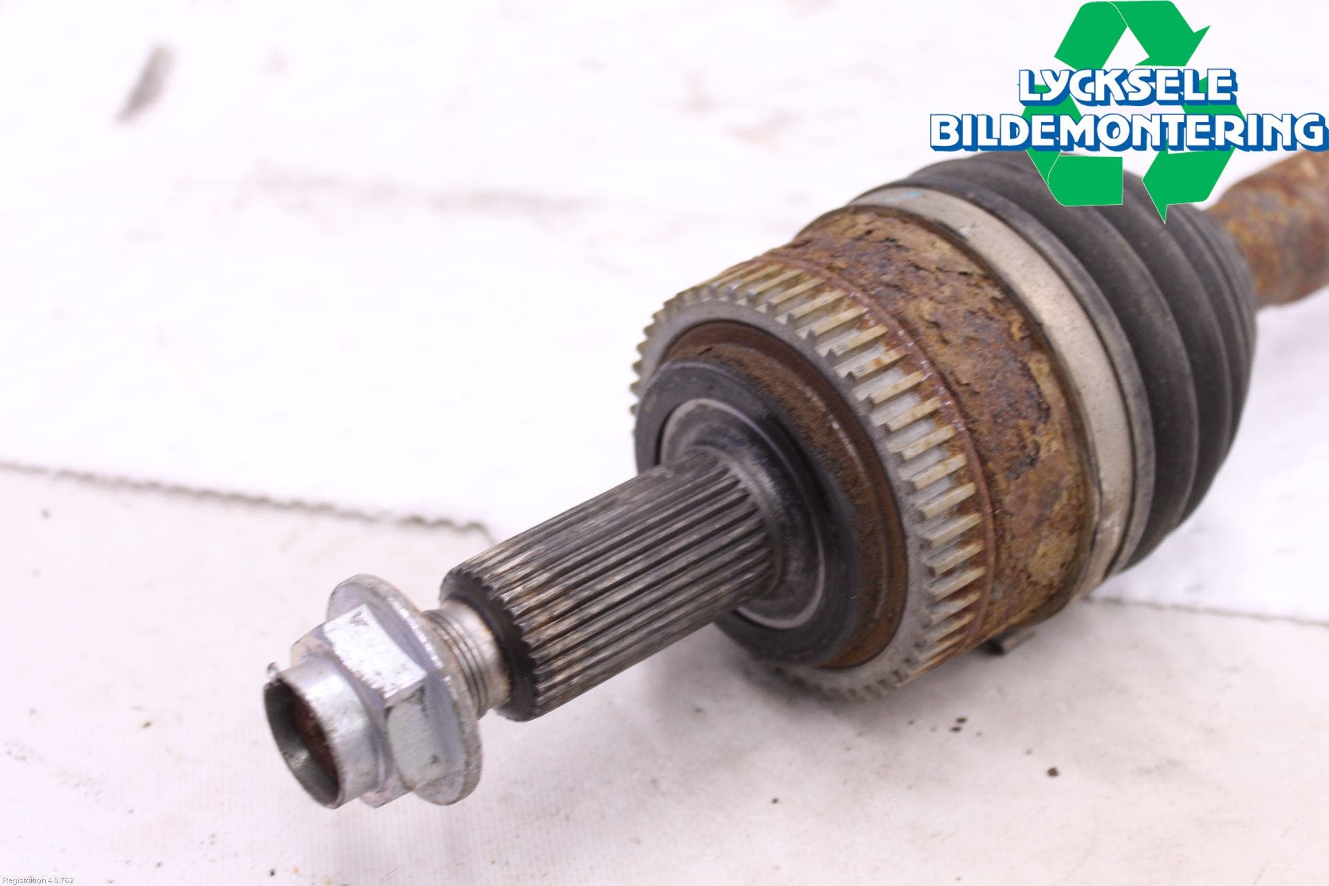 Hyundai ix35 Drivaxel Fram Höger