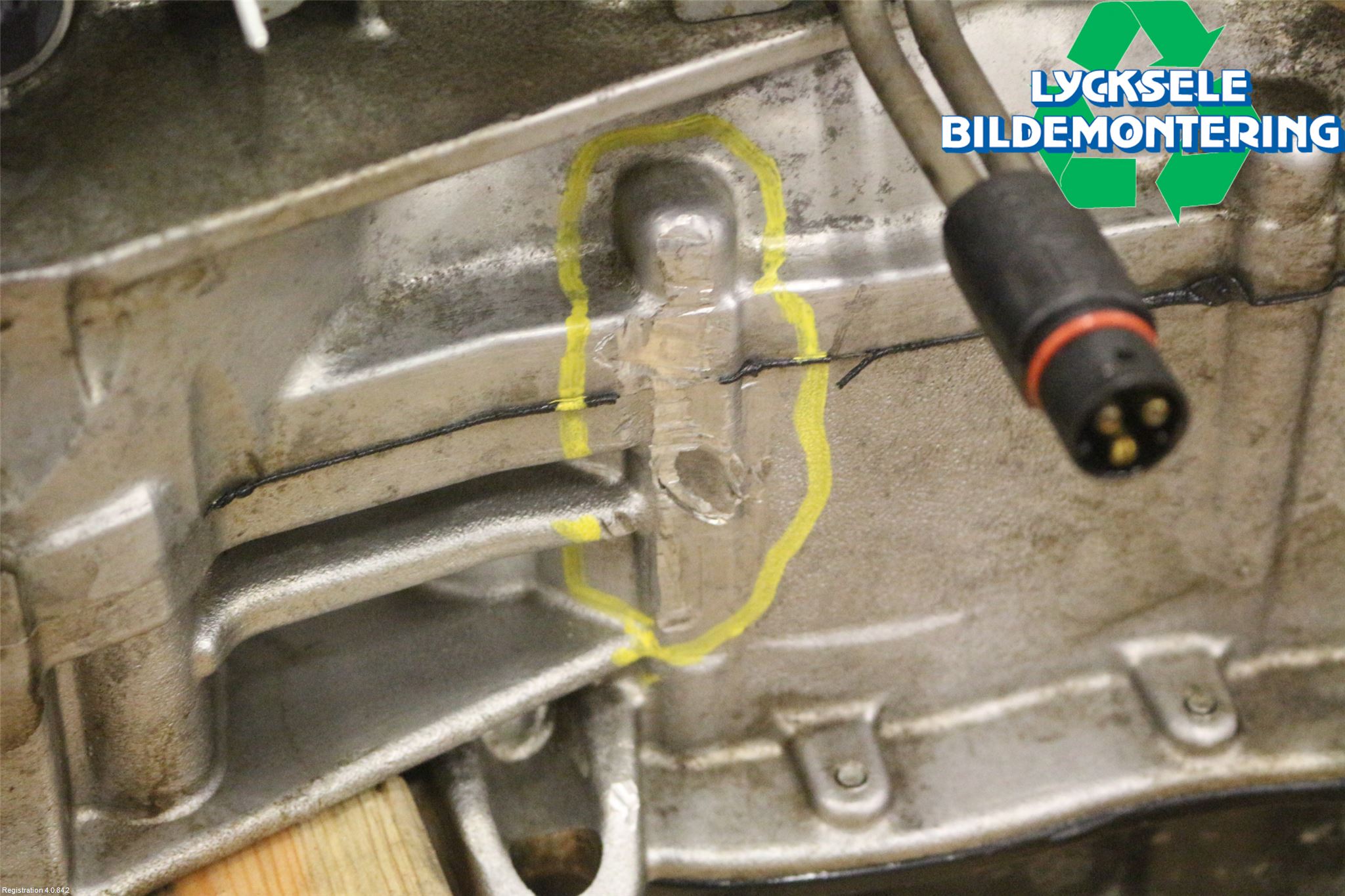 Mitsubishi OUTLANDER 13-21 Motor Bensin