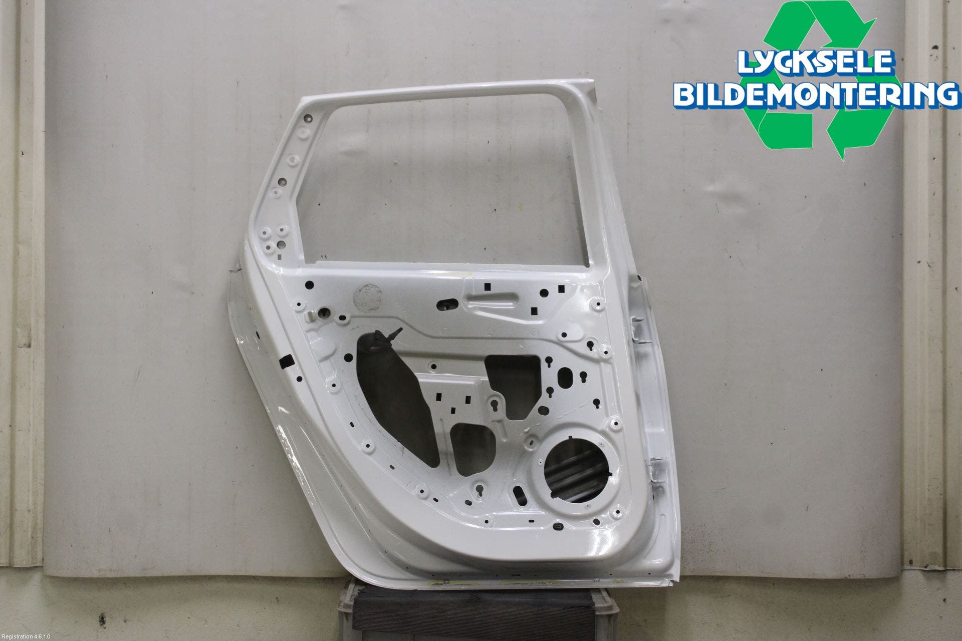 Peugeot 308 14-21 Dörr Bak Vänster