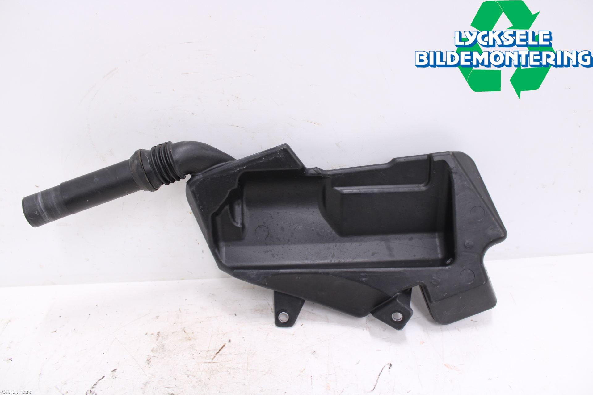 Audi A6 ALLROAD 12-18 Spolartank Vindruta-Strål