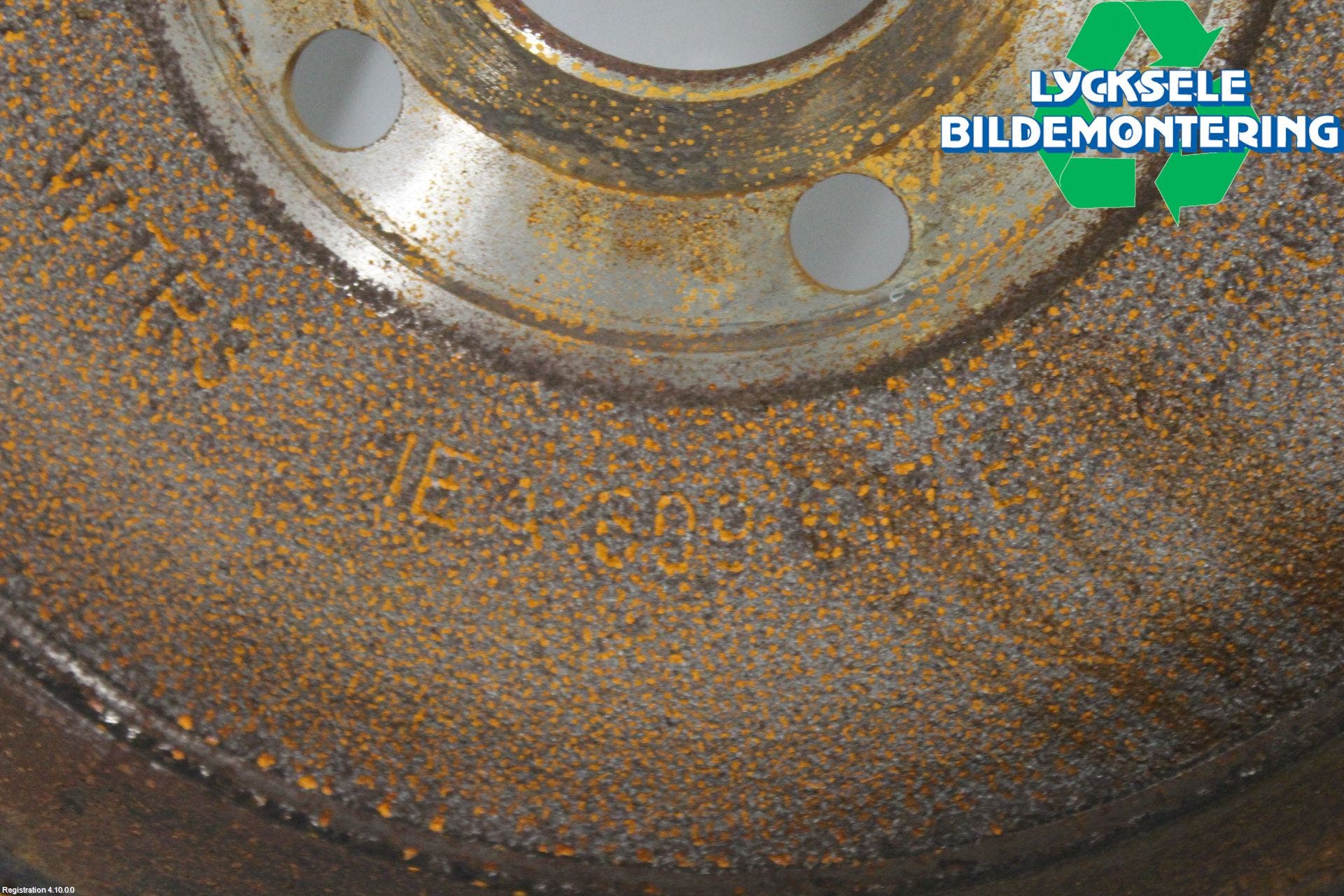 Volkswagen VW ID.4 21- Bromstrumma Fram