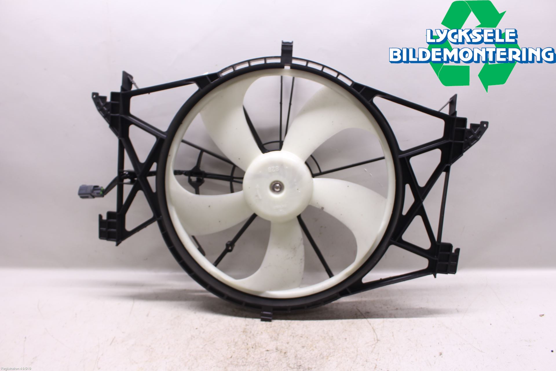 Dodge PICK UP RAM 81- Kylfläktkåpa