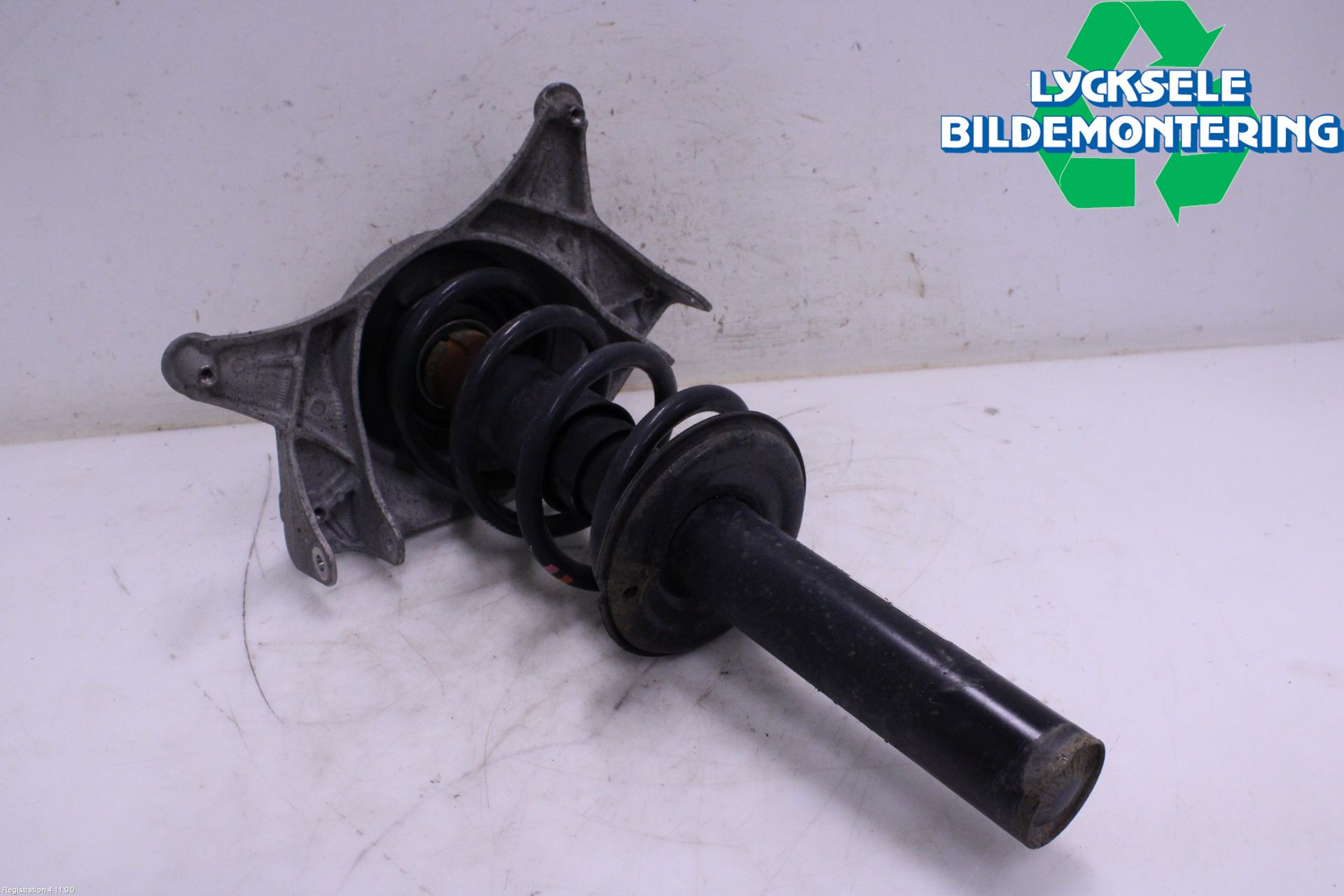 Audi A4 12-15 Fjäderben Fram Vänster